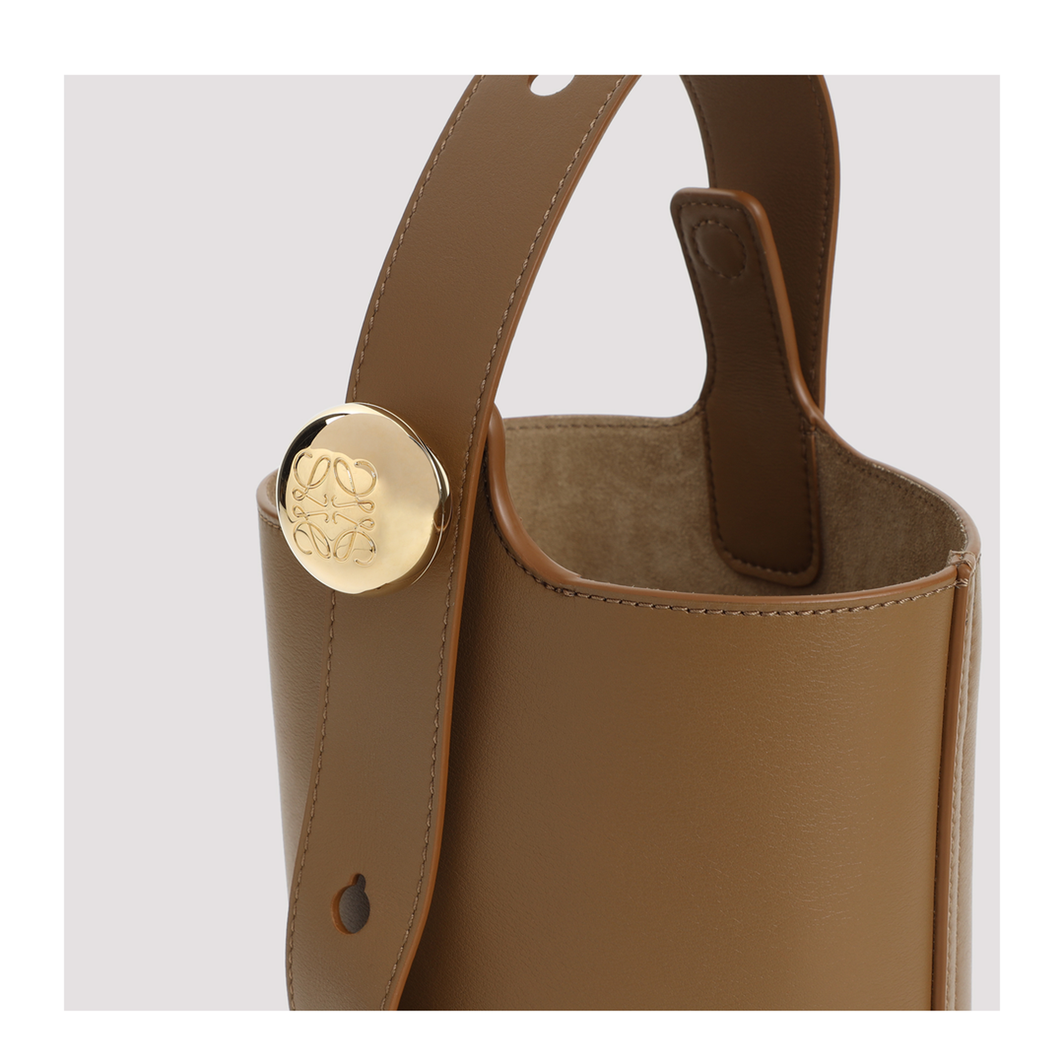 MAYFEYR - Loewe - Pebble Mini Bucket Bag - AANBBBMX01
