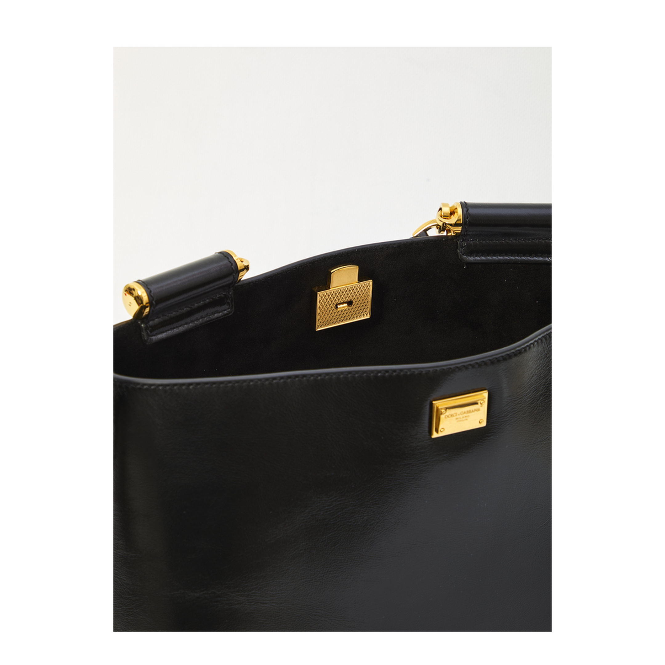 Vittoria Medium Calfskin Handbag - Black