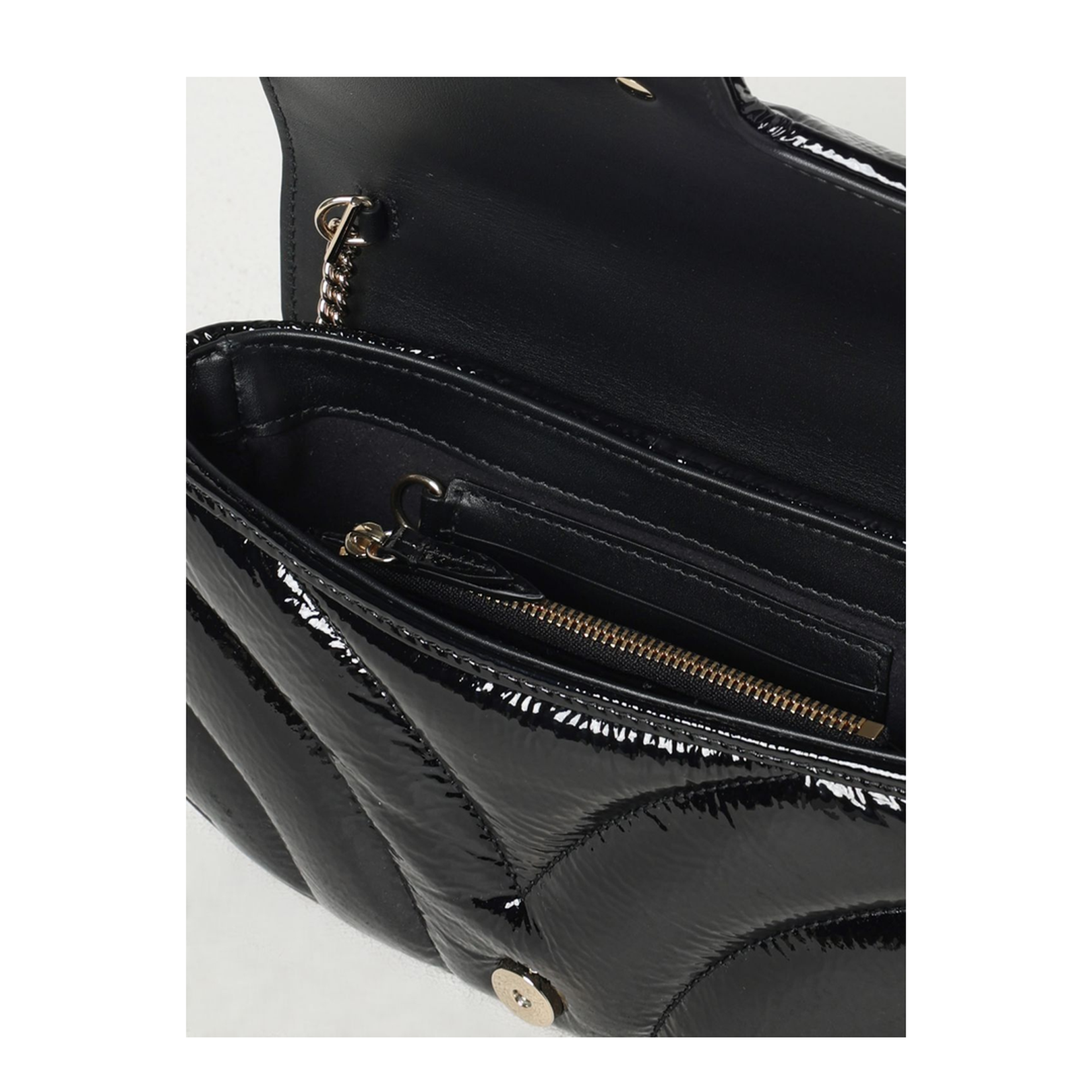 GG Marmont Patent Leather Shoulder Bag