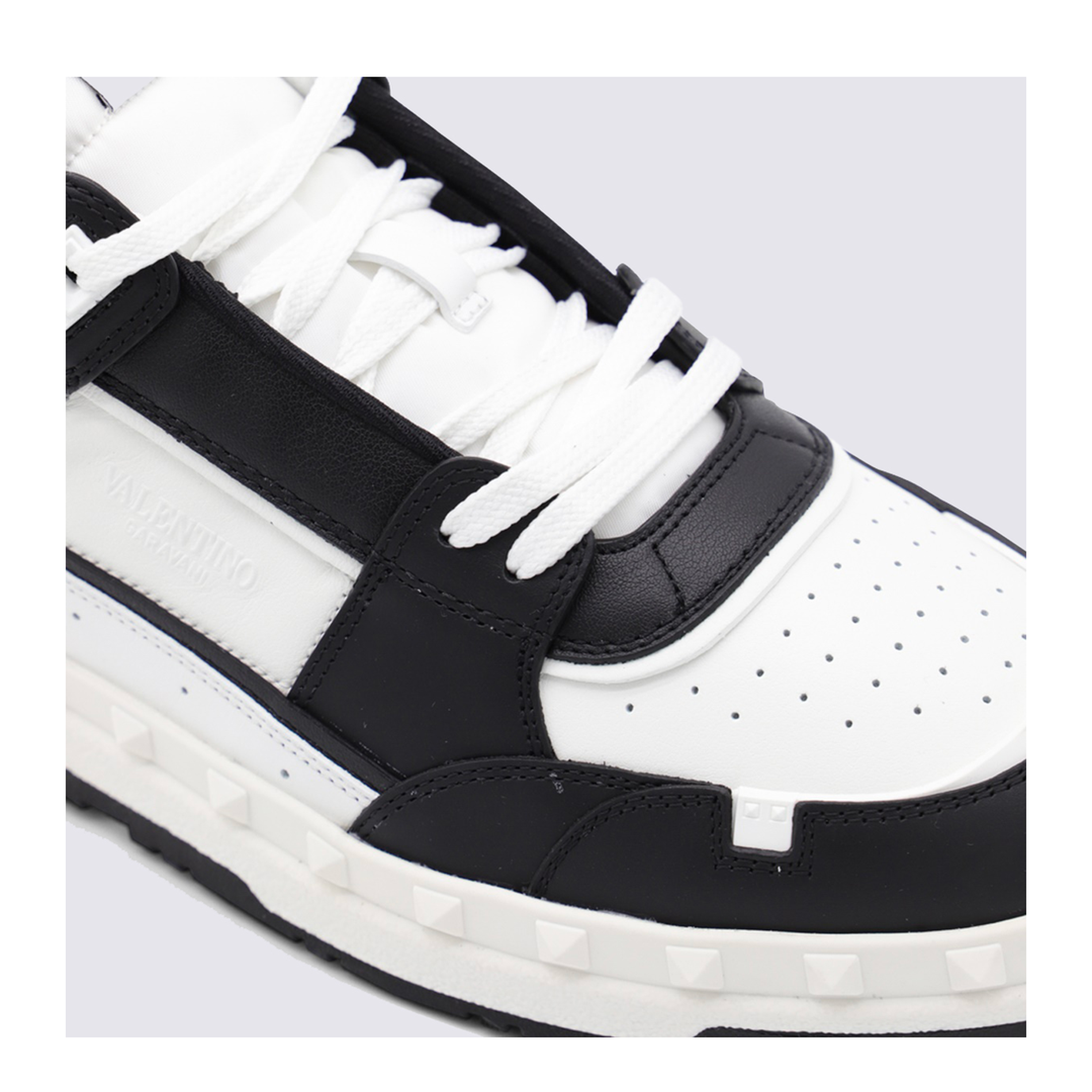 MAYFEYR - Valentino - Garavani Sneakers - 8Y2S0H43RDG0NI