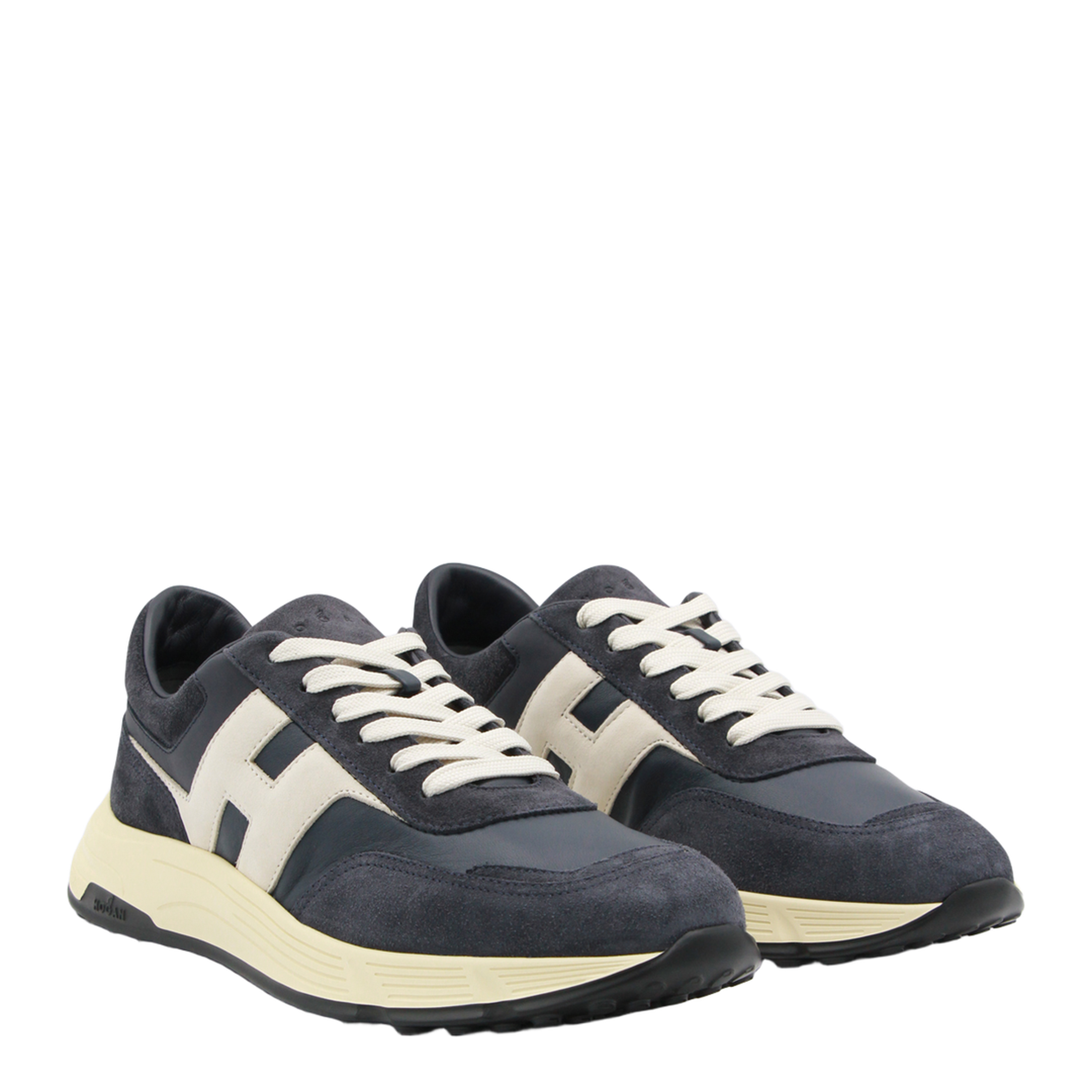 Hyperlight Sneaker