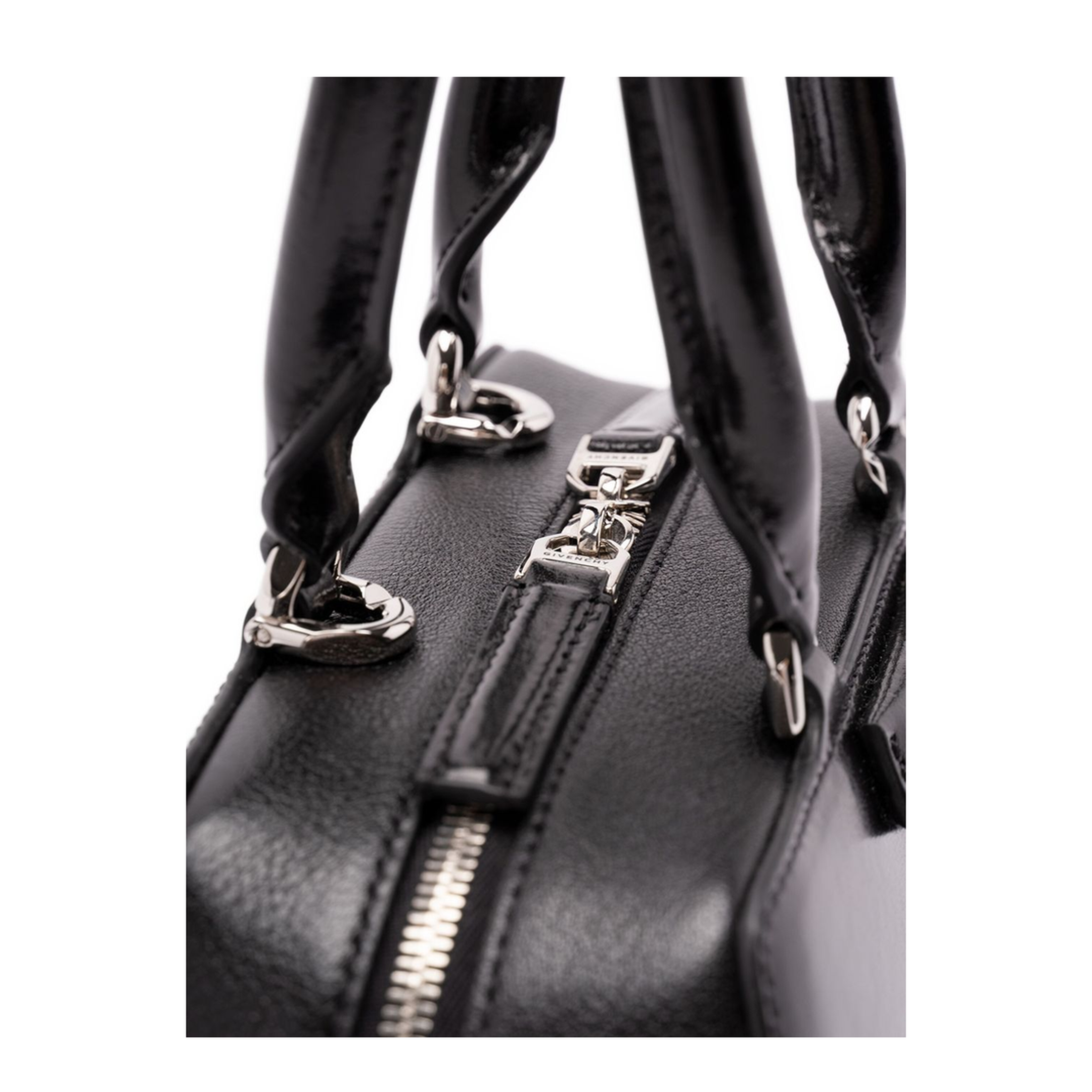 Antigona East West Mini Bag