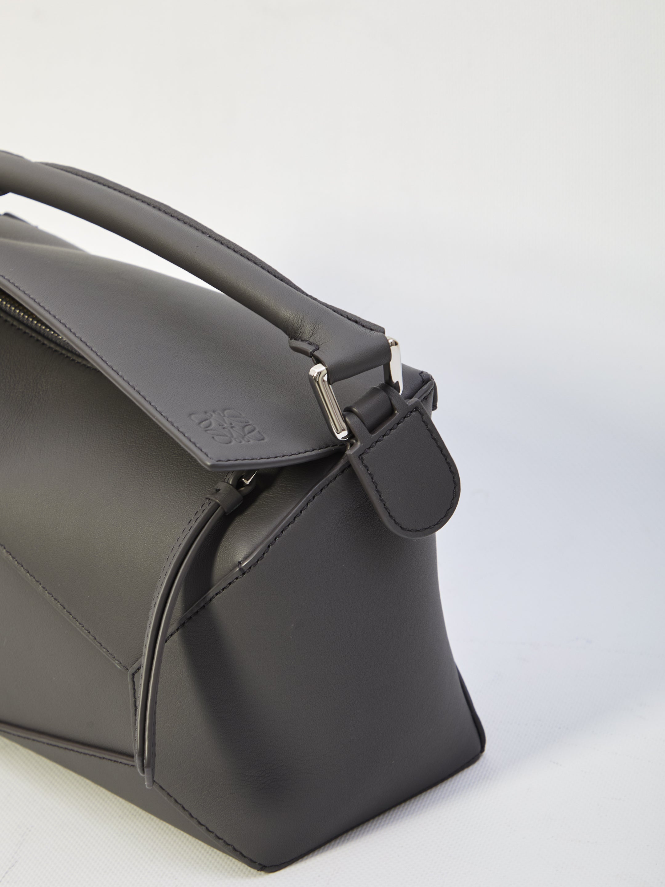 Puzzle Edge Small Calfskin Crossbody Bag - Slate Grey