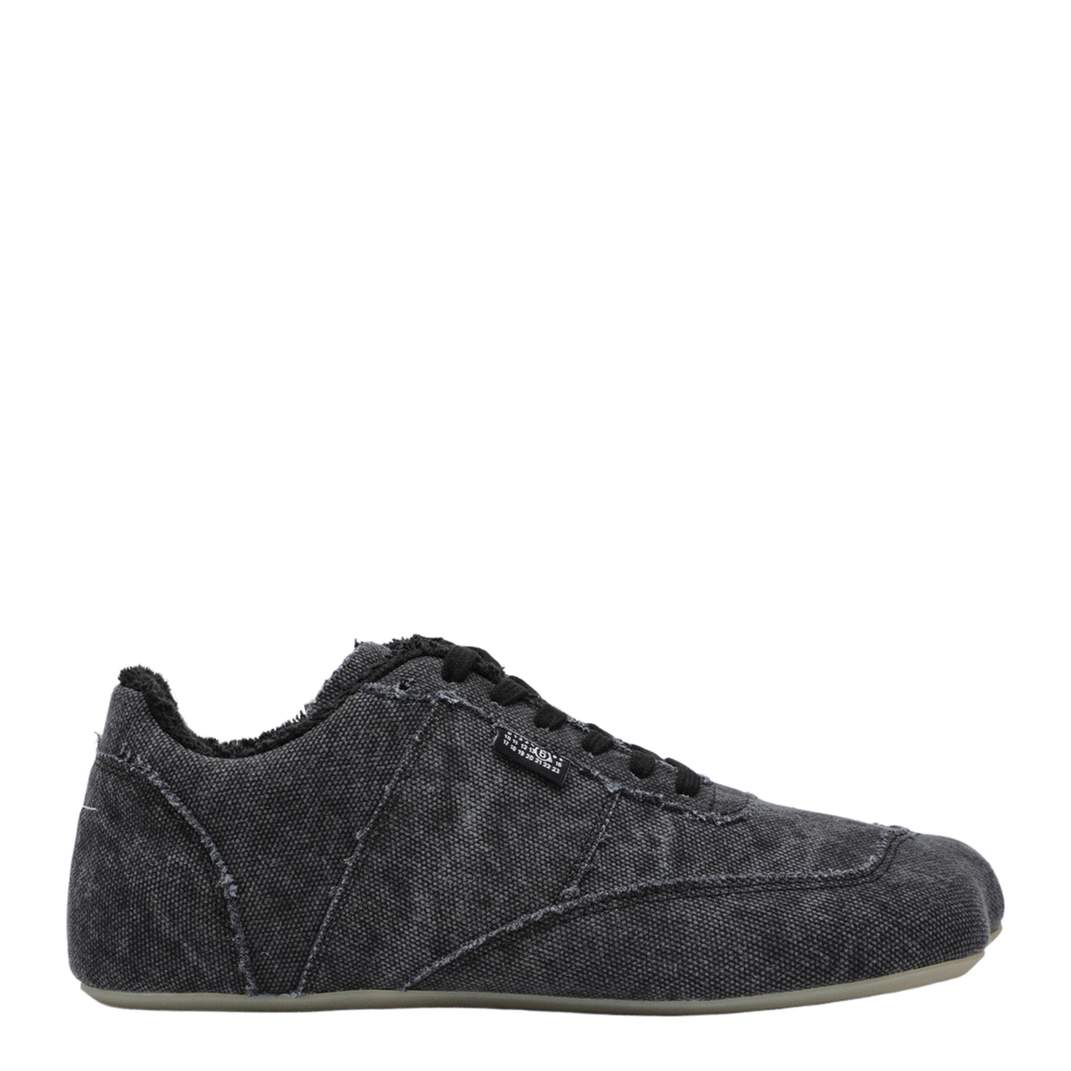 Anatomical Canvas Sneaker