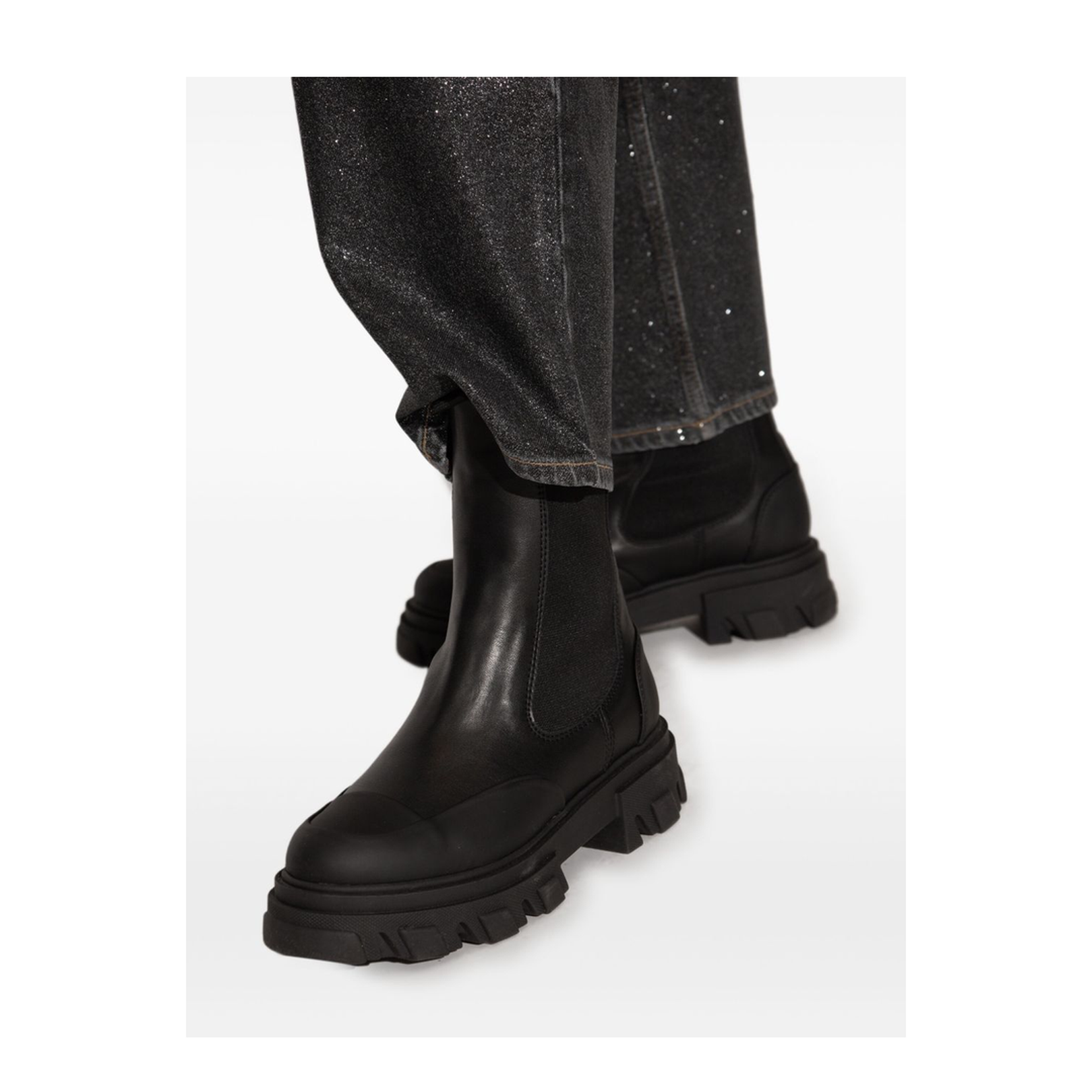 Chelsea Mid Leather Boots