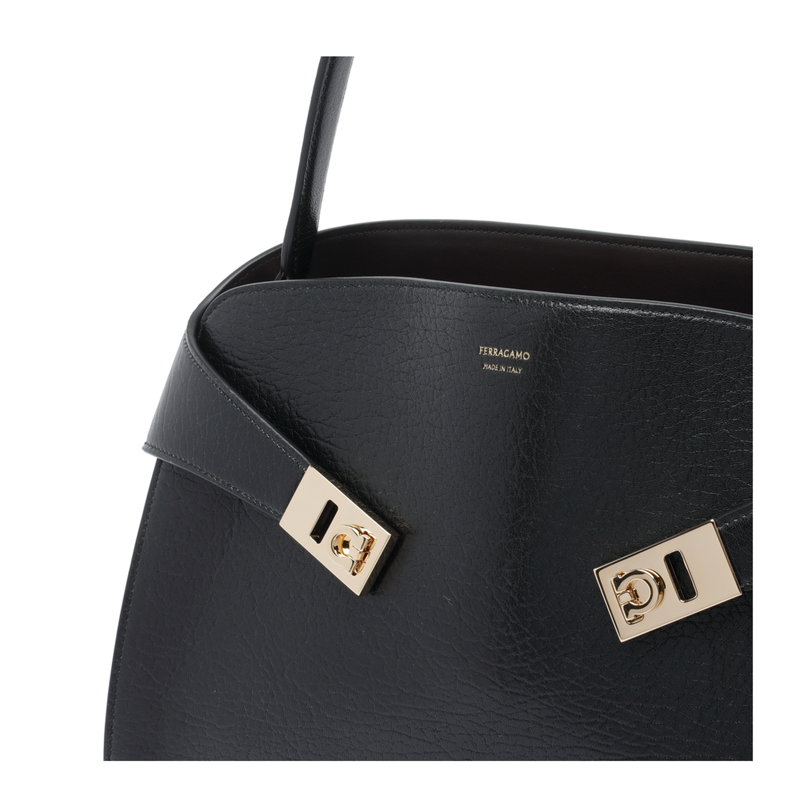 Hug Shoulder Bag in Black
