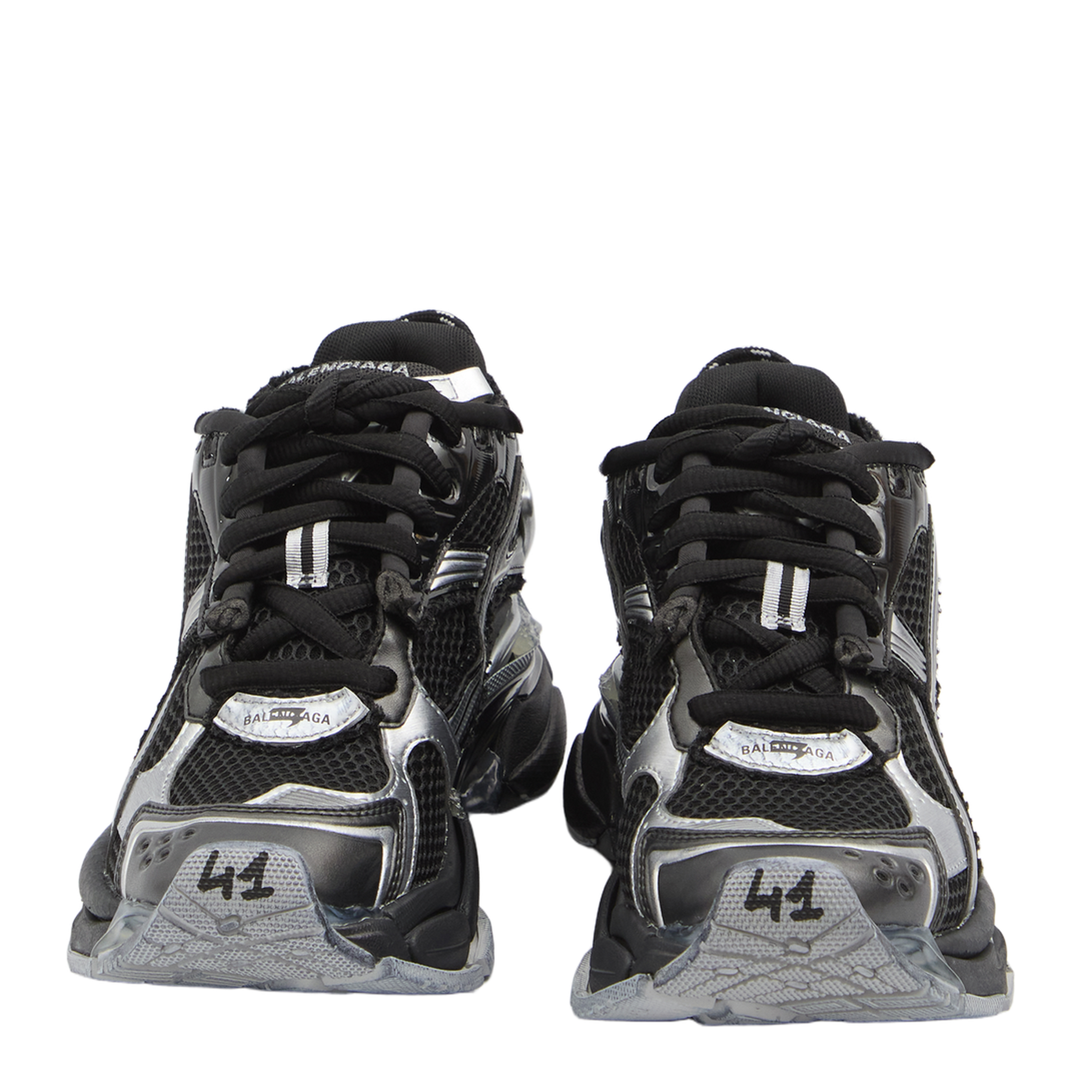 Runner Sneaker in Black/Silver