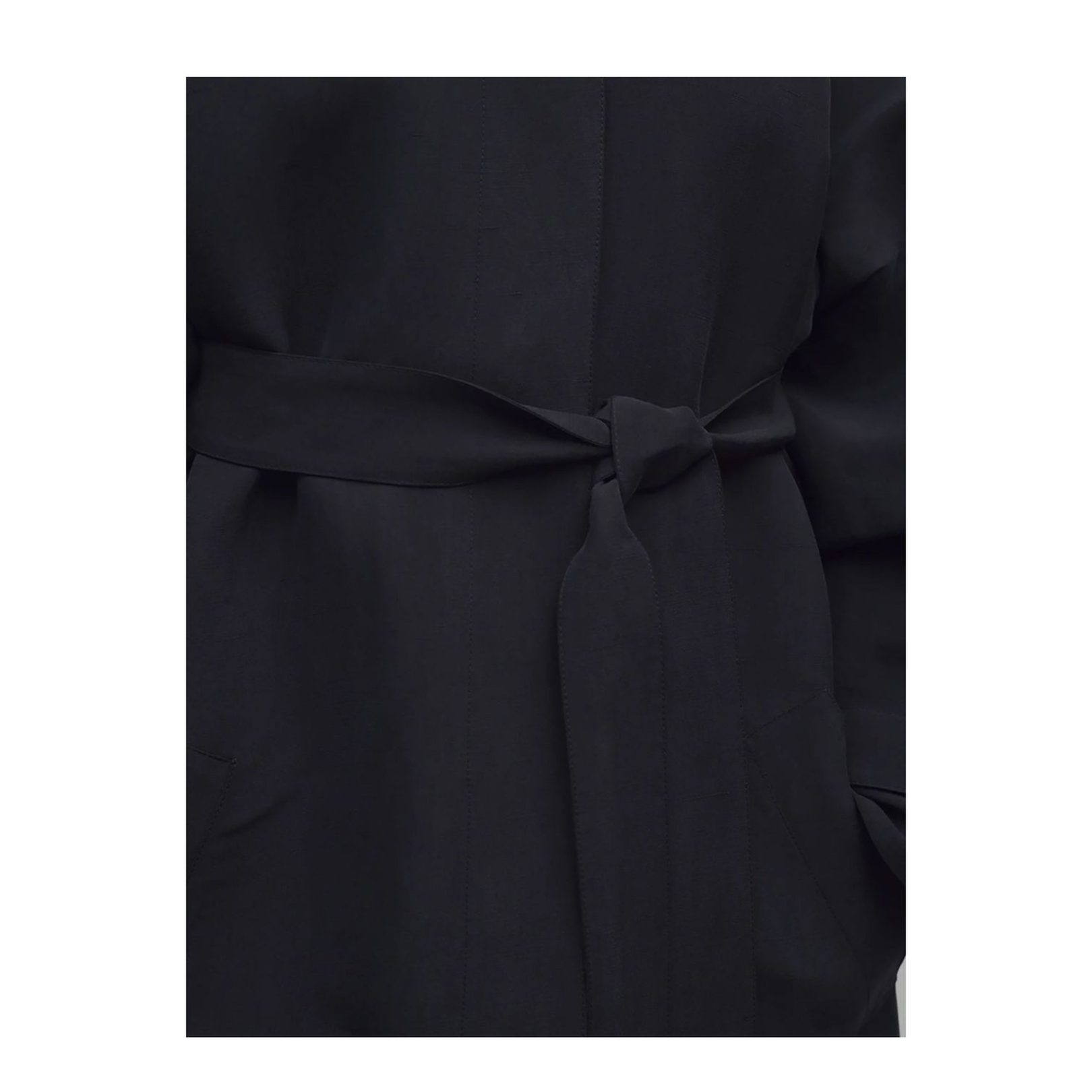 Ryo Coat Black in Silk
