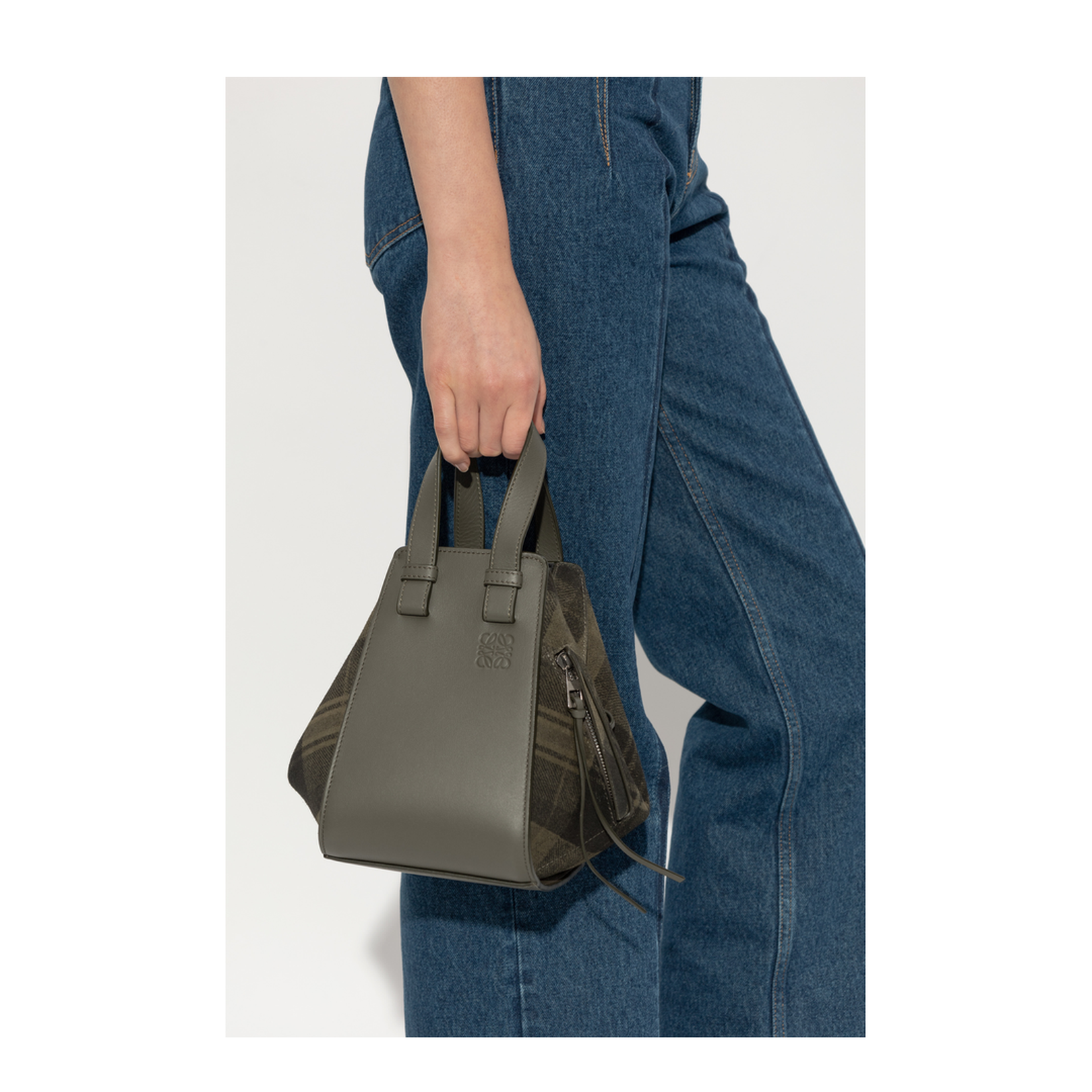 Hammock Compact Handbag