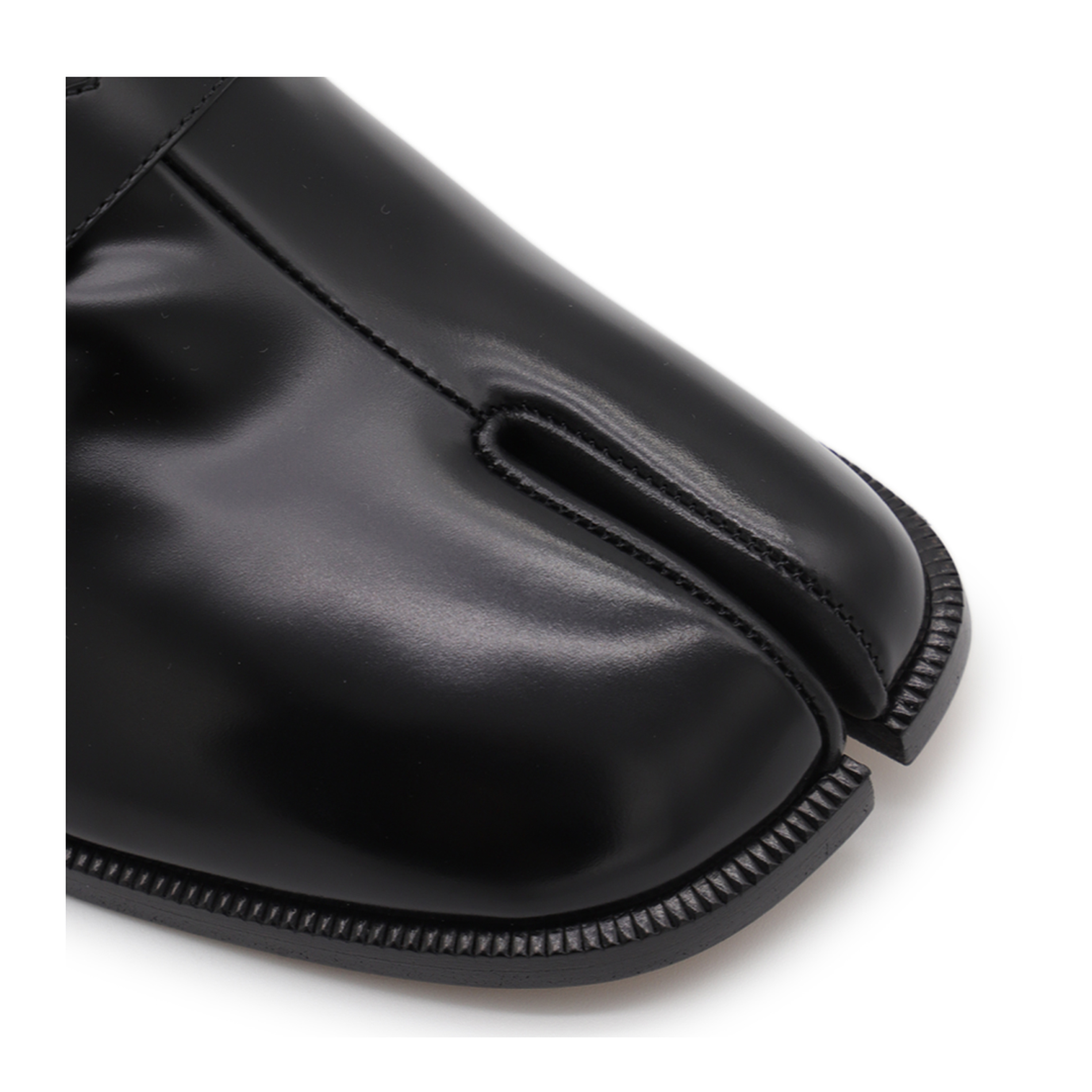 Tabi Loafer in Black Leather