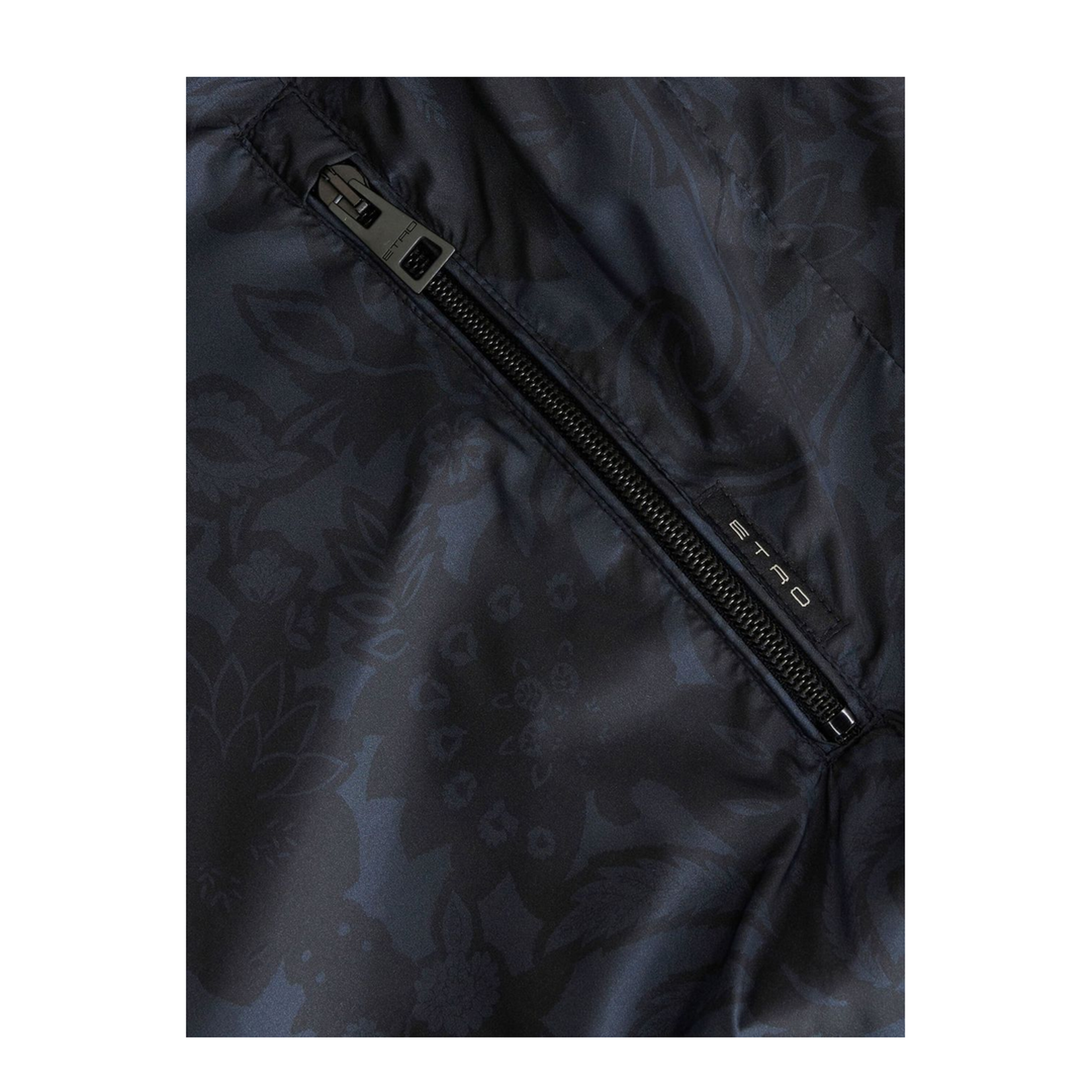 Windbreaker with blue pattern