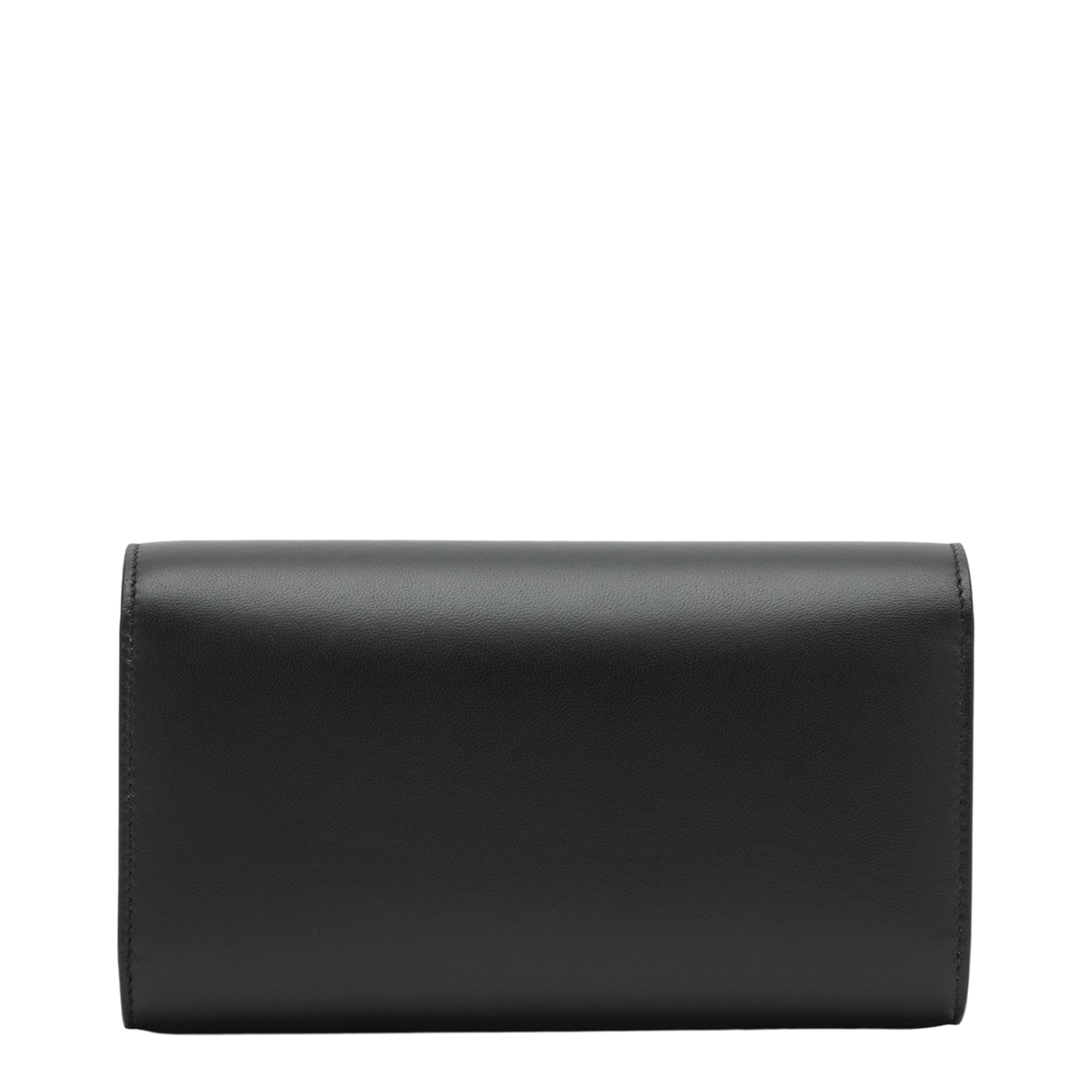 Bettina Wallet on Chain Black