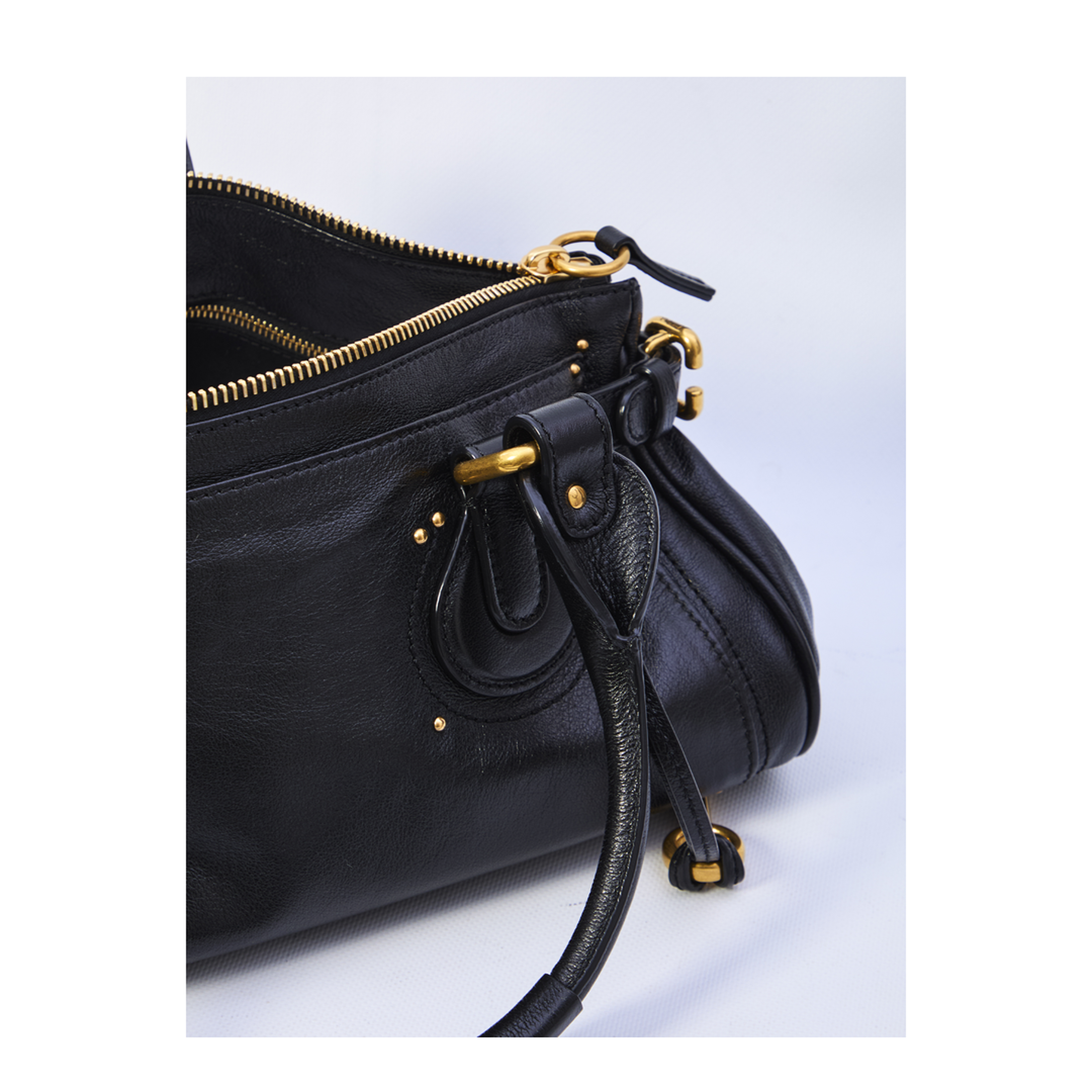 Paddington Grained Leather Handbag - Black