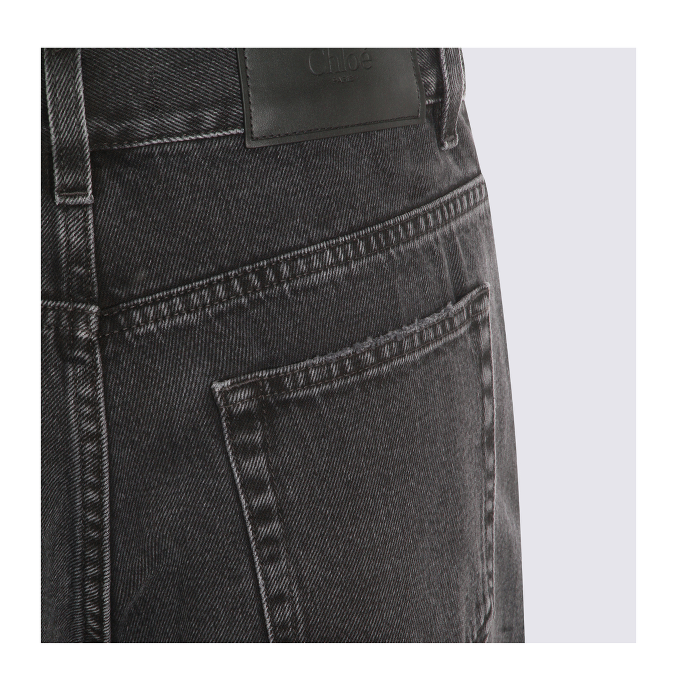 High-waisted jeans