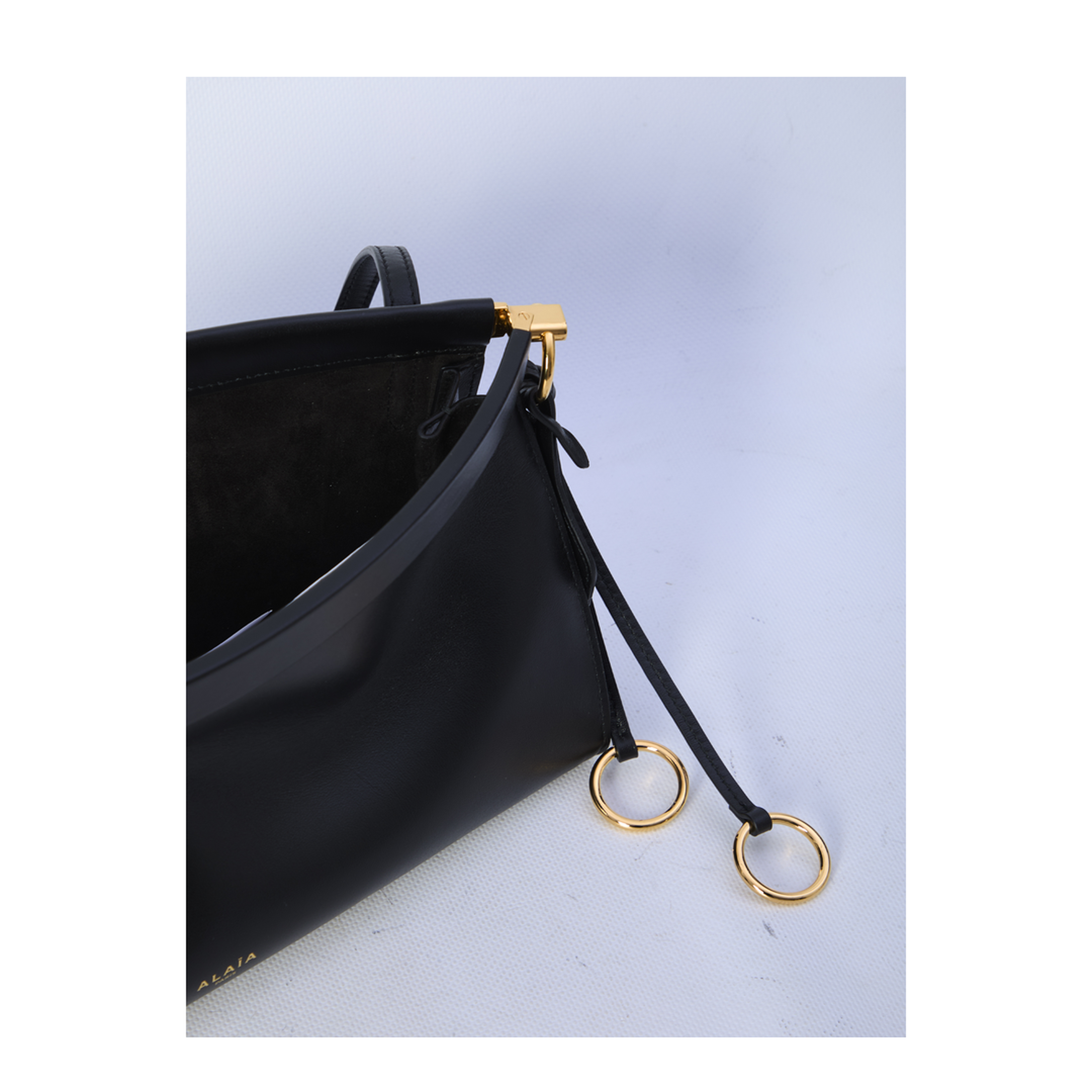 Le Click East West Medium Calfskin Shoulder Bag - Noir