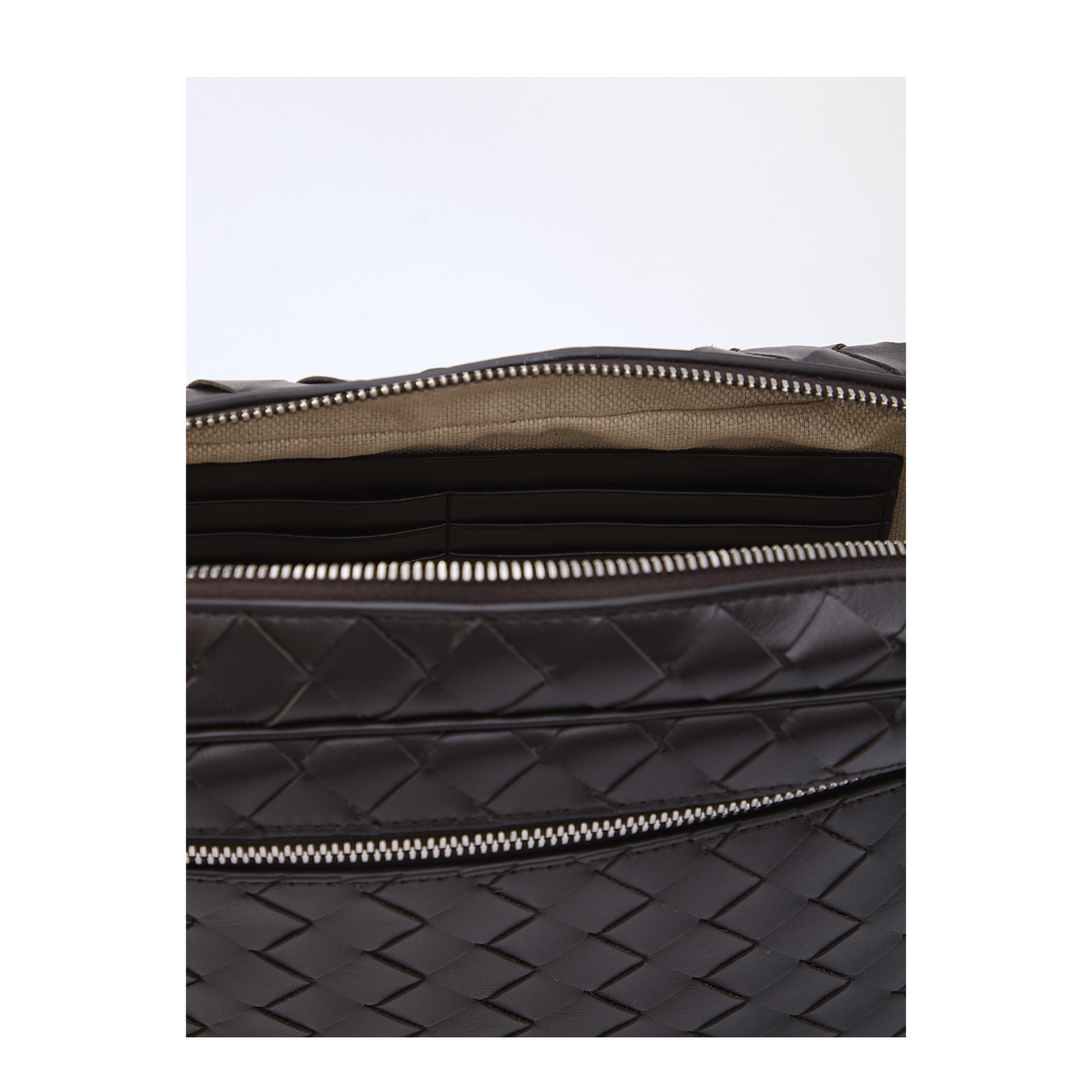 Intrecciato Small Leather Pouch - Brown