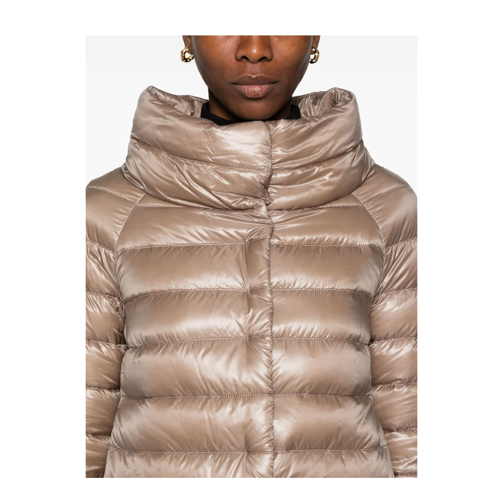 Sofia Cape in Taupe