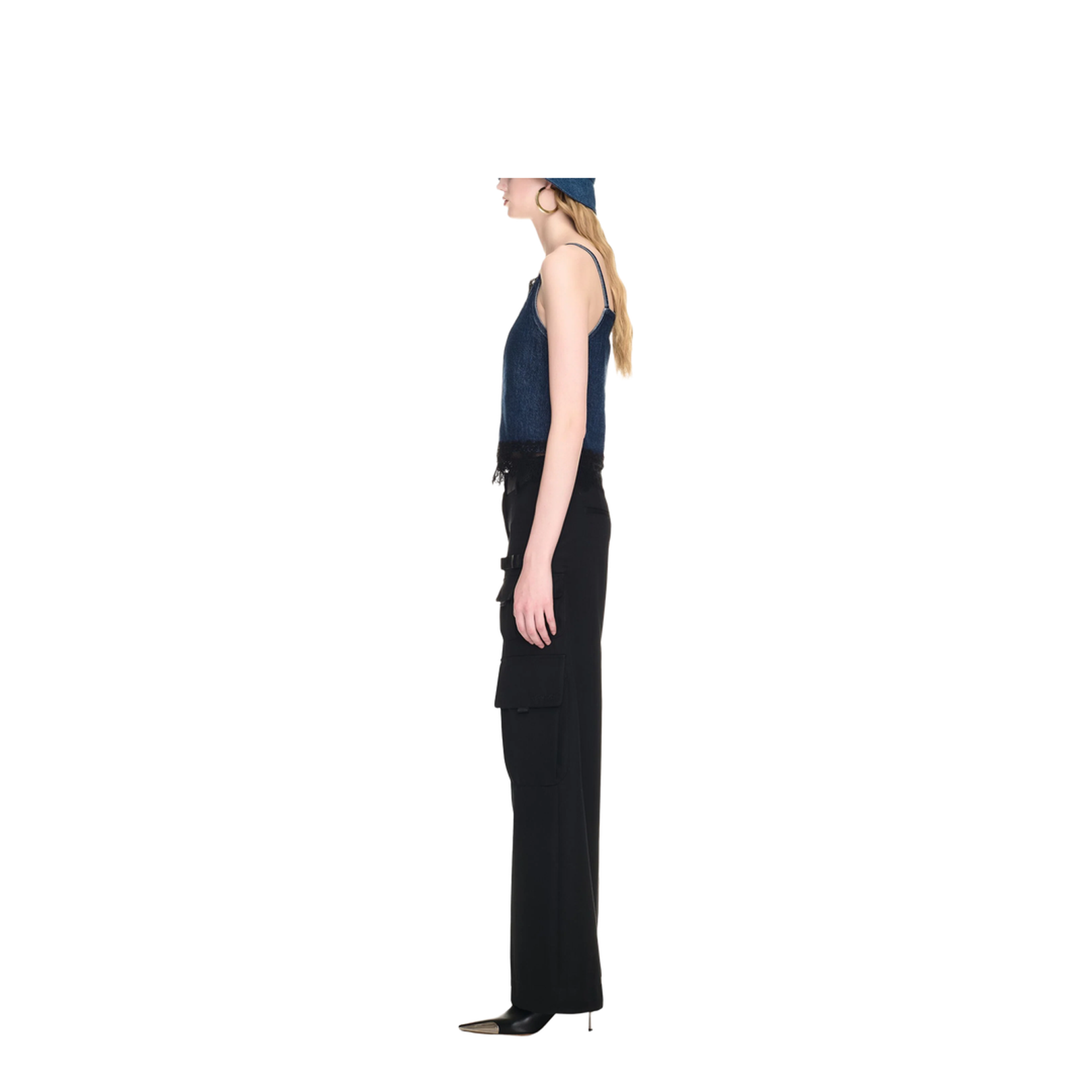 Trousers with pockets