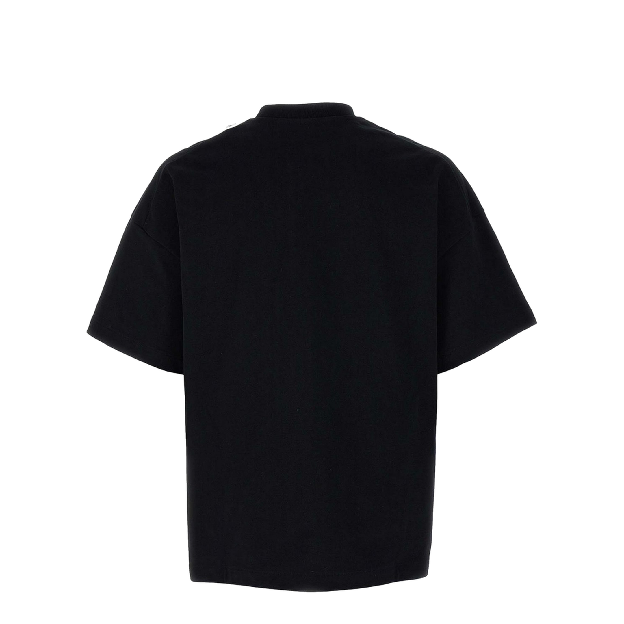 Basic T-Shirt