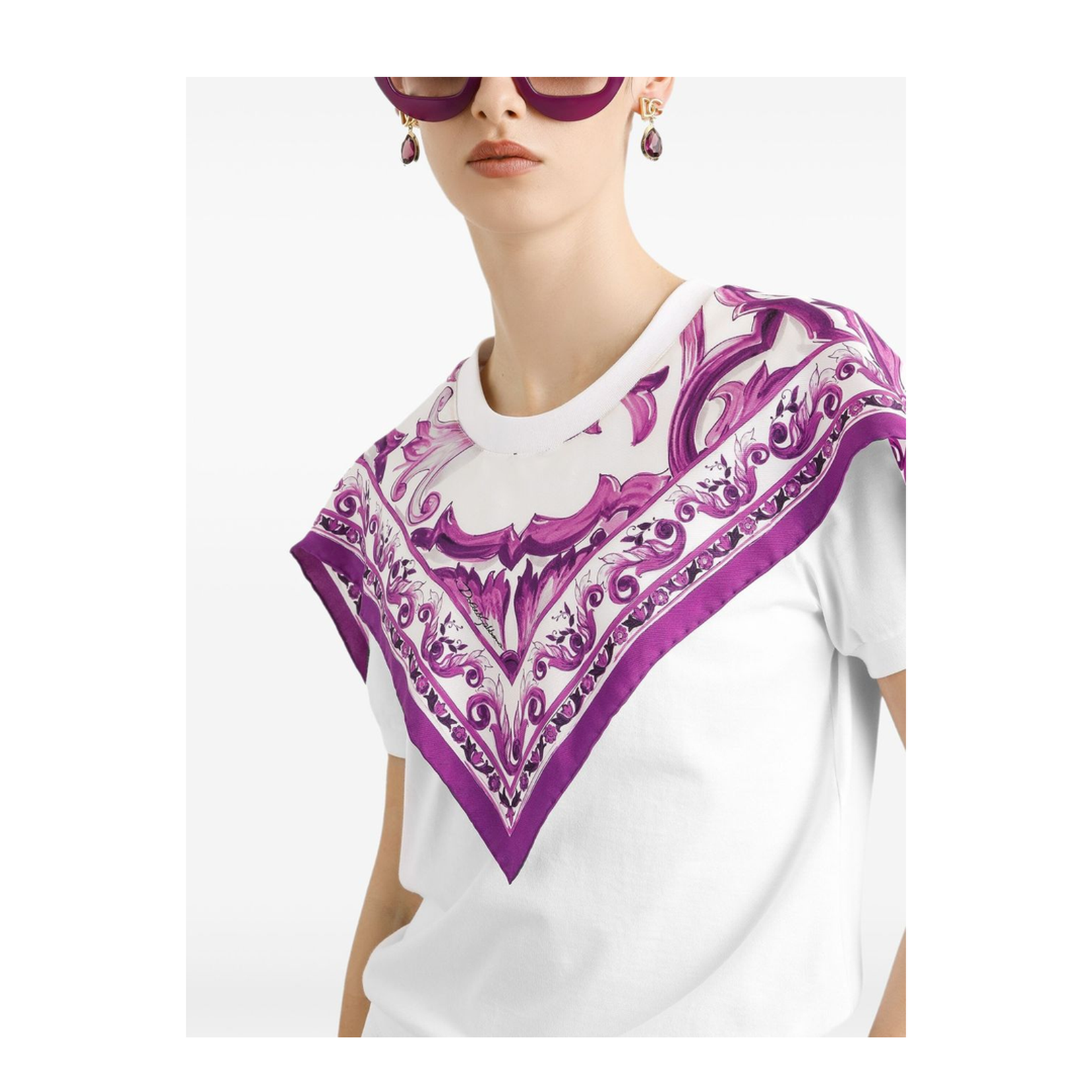 T-Shirt with Scarf