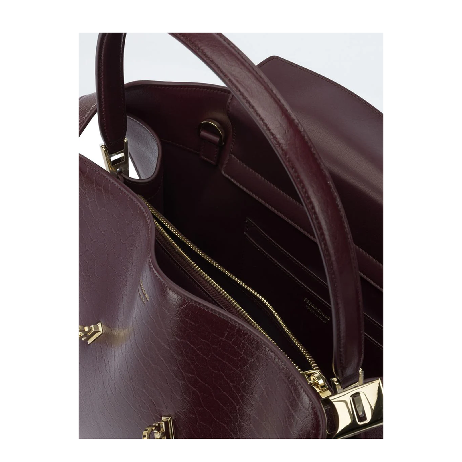 Hug Soft Medium Shoulder Bag