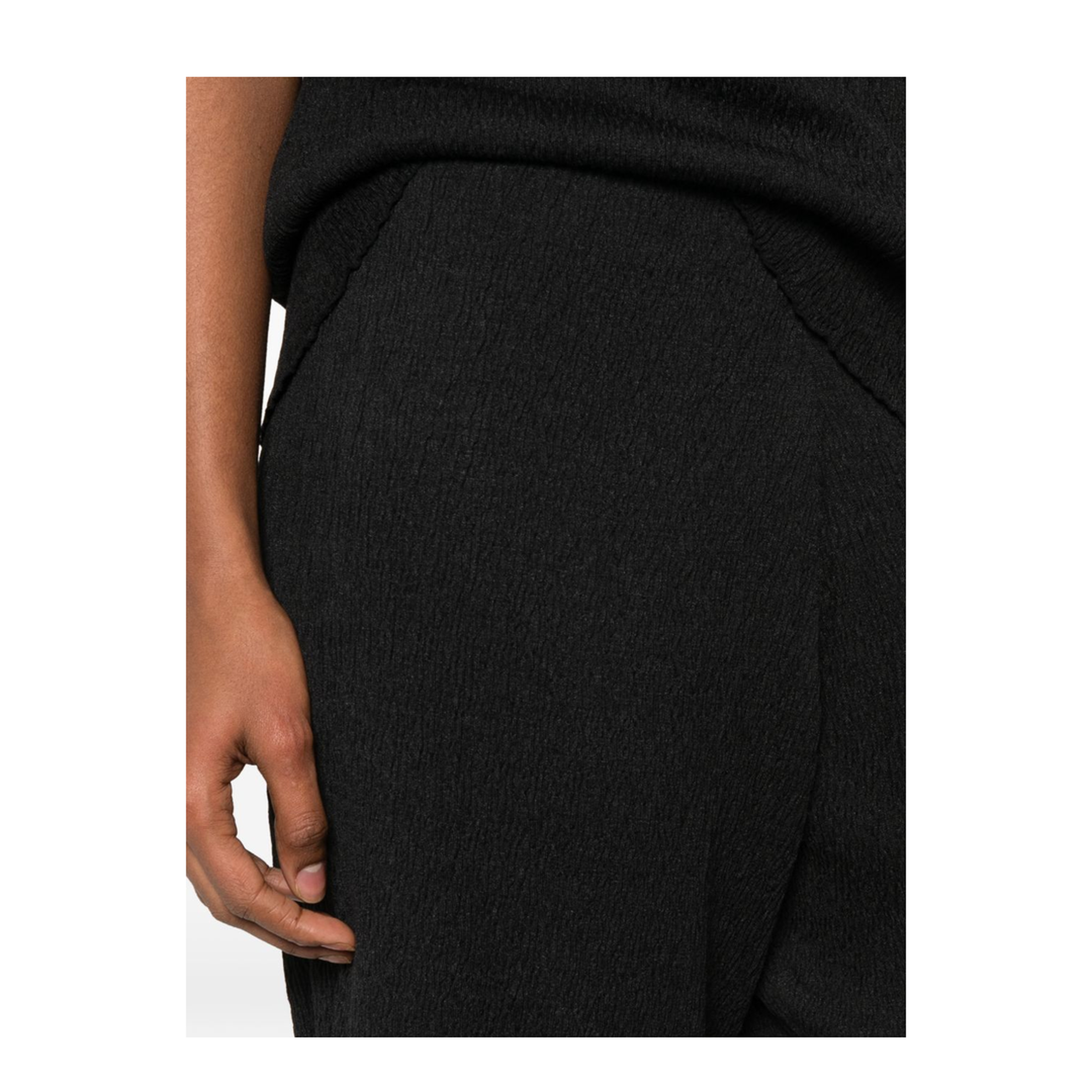 MAYFEYR - The Row - Shorts Black - 11072Y737BLK