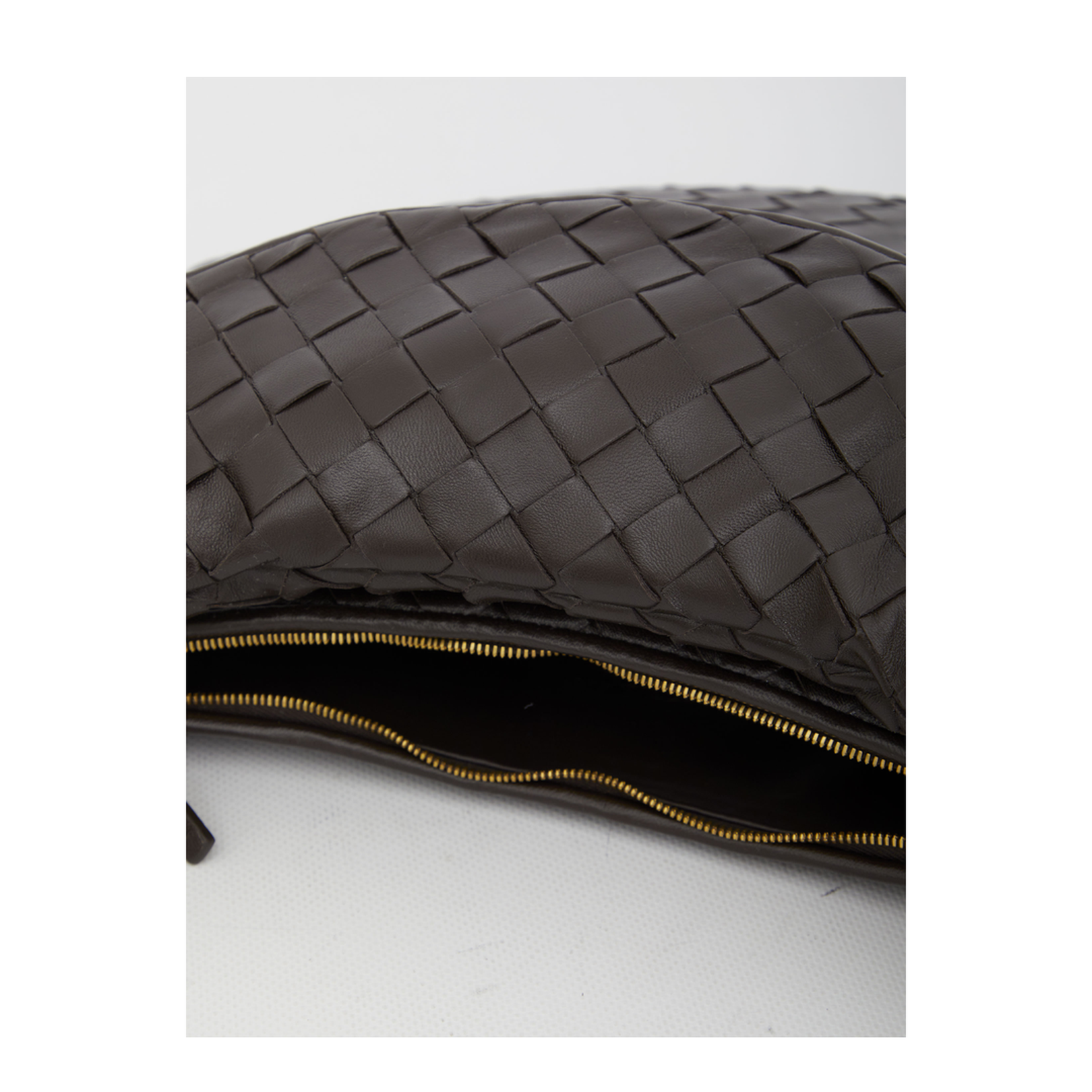 Intrecciato Large Leather Shoulder Bags - Brown