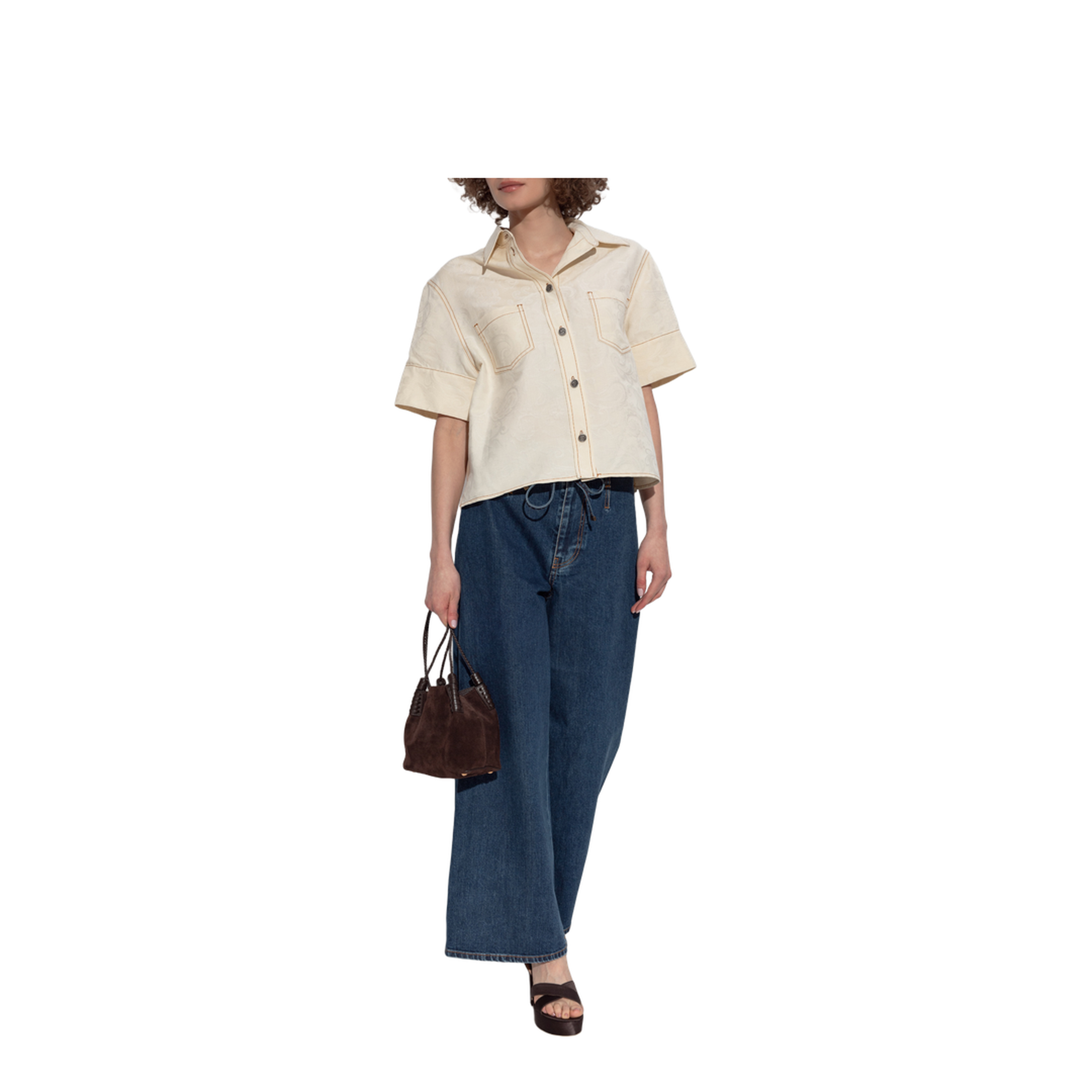 High-waisted jeans