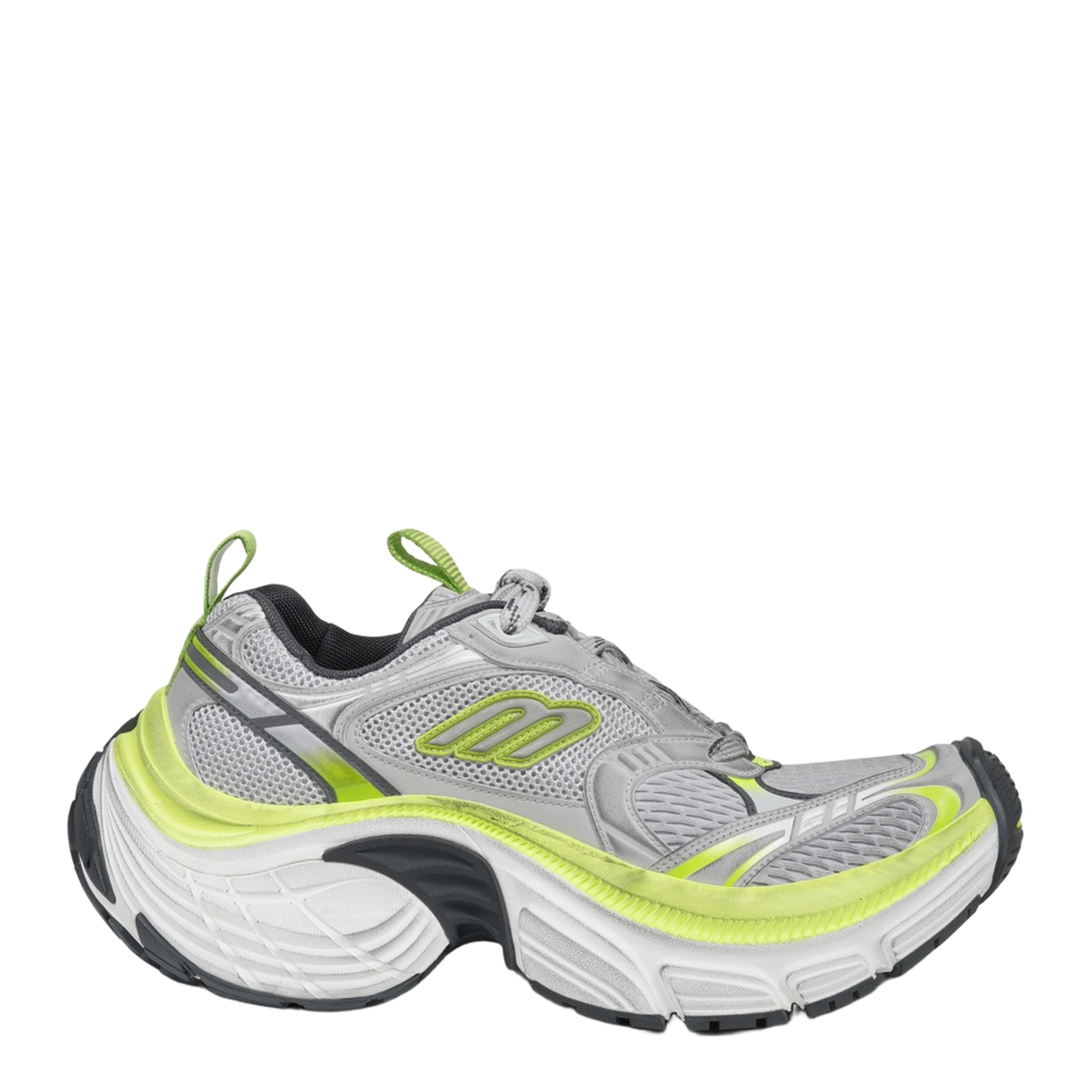 6XL Sneakers