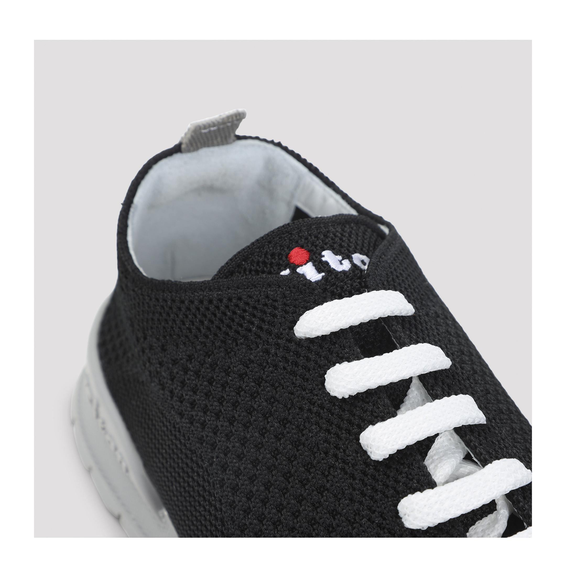 MAYFEYR - Kiton - Lightweight Knit Sneakers - USSFITGN008090300E