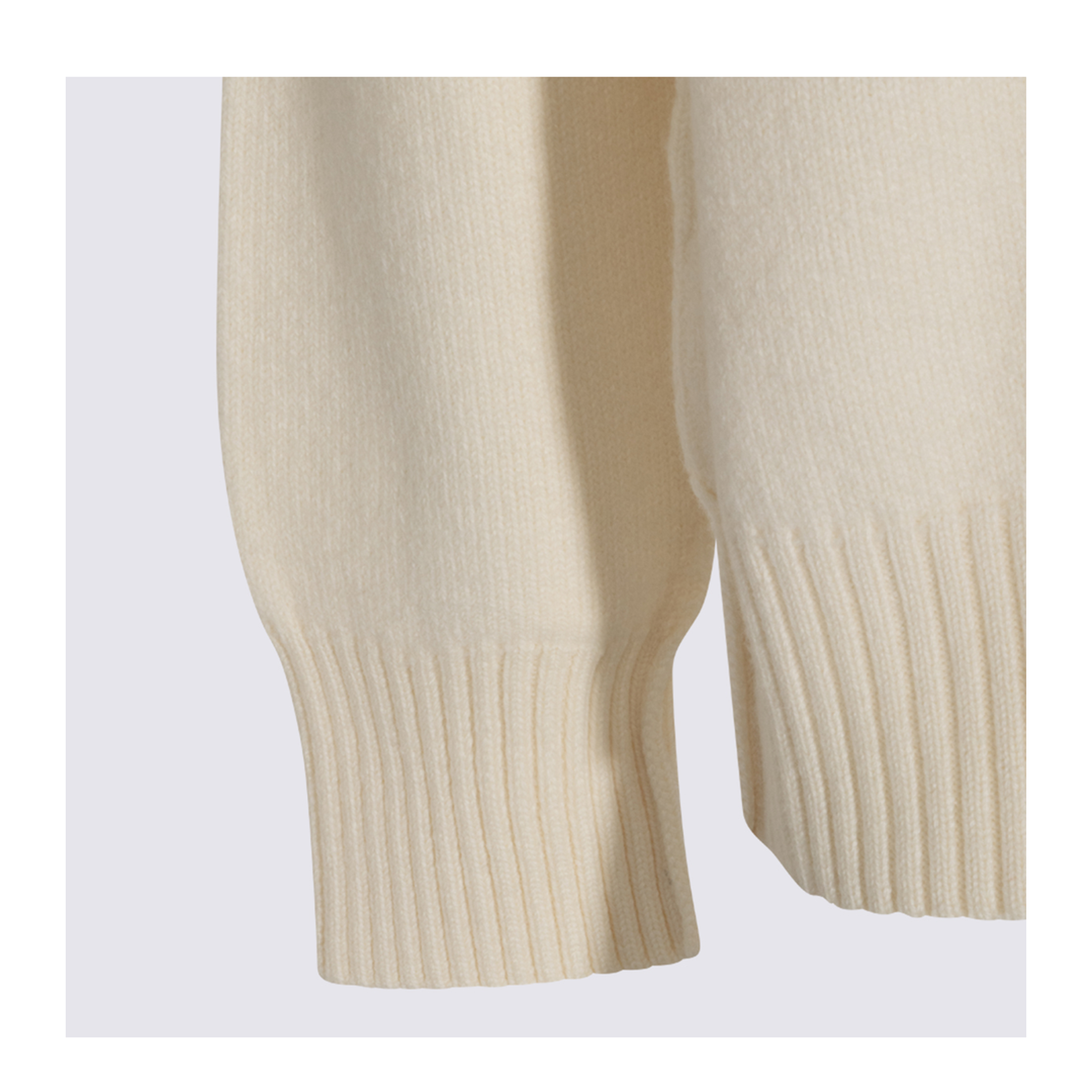MAYFEYR - Ami Paris - Sweaters - UKS838018154