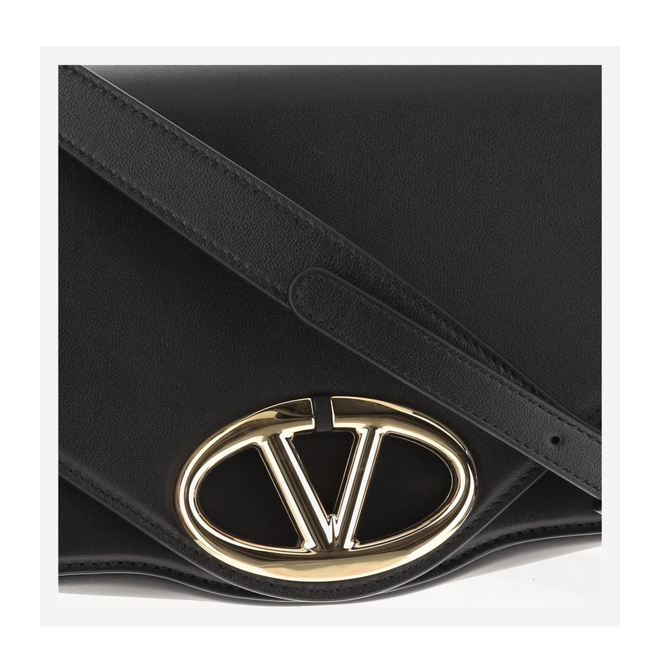 Garavani Crossbody Bag Vlogo Signature