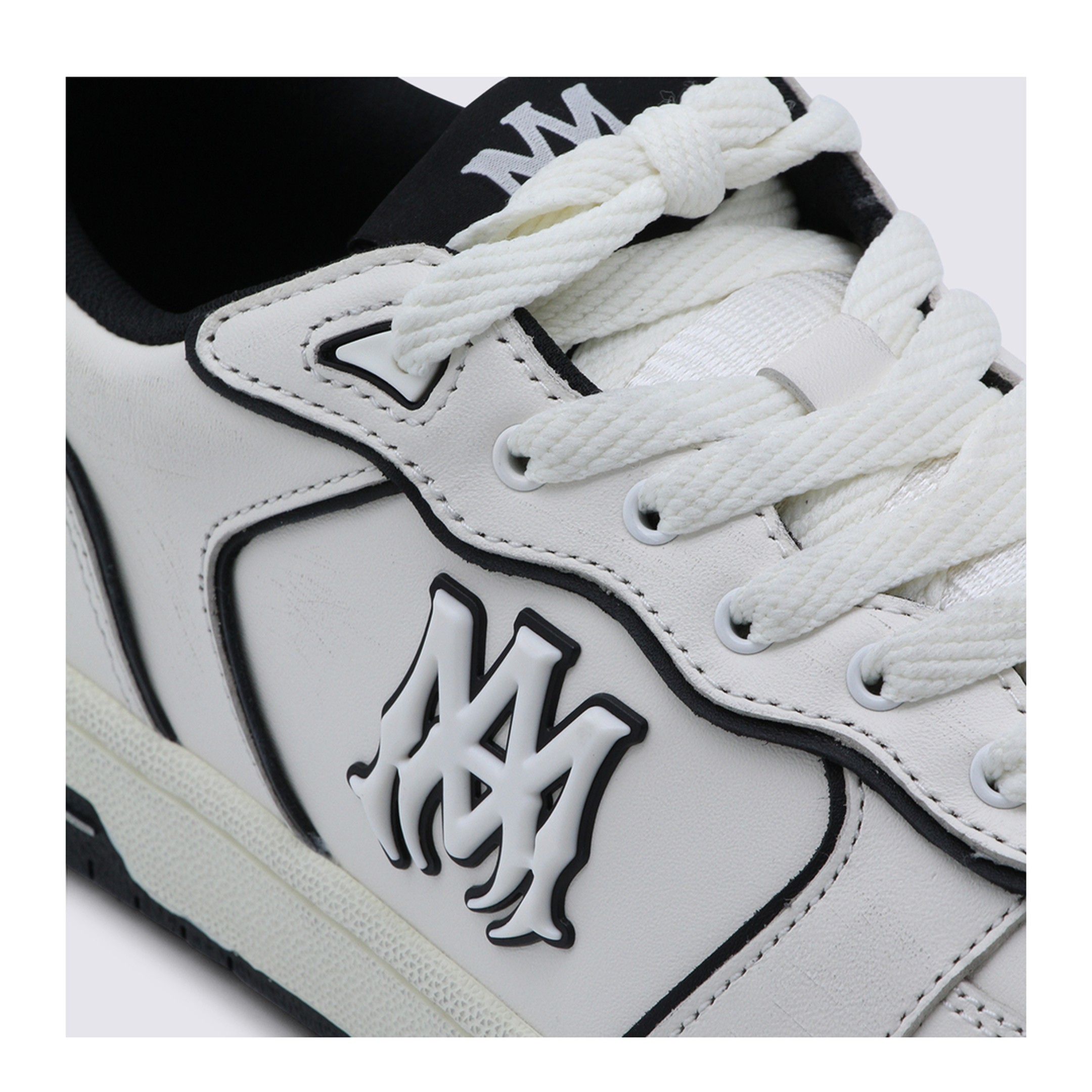Newport Sneakers