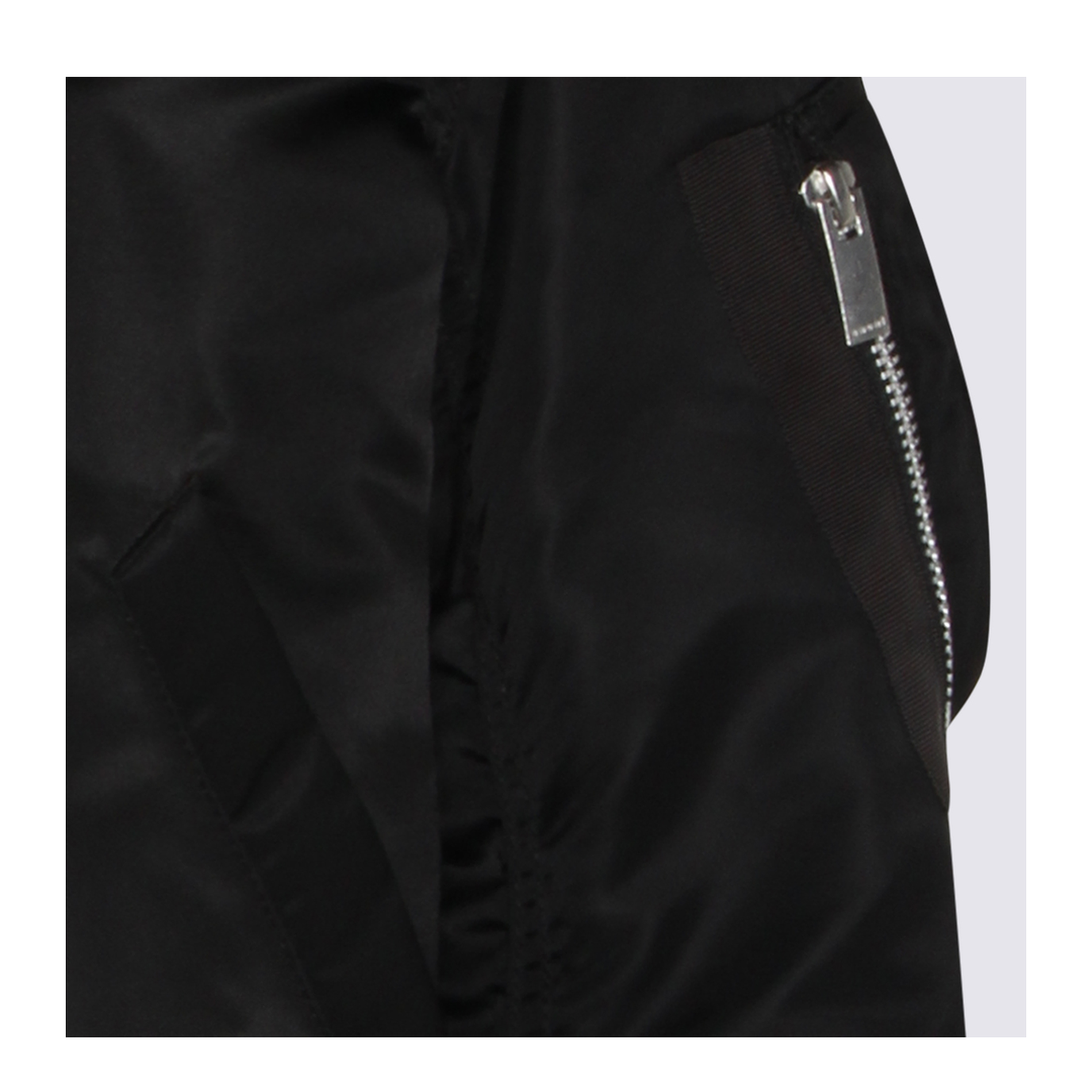 MAYFEYR - Sacai - Light Grey Jacket - SCW301001
