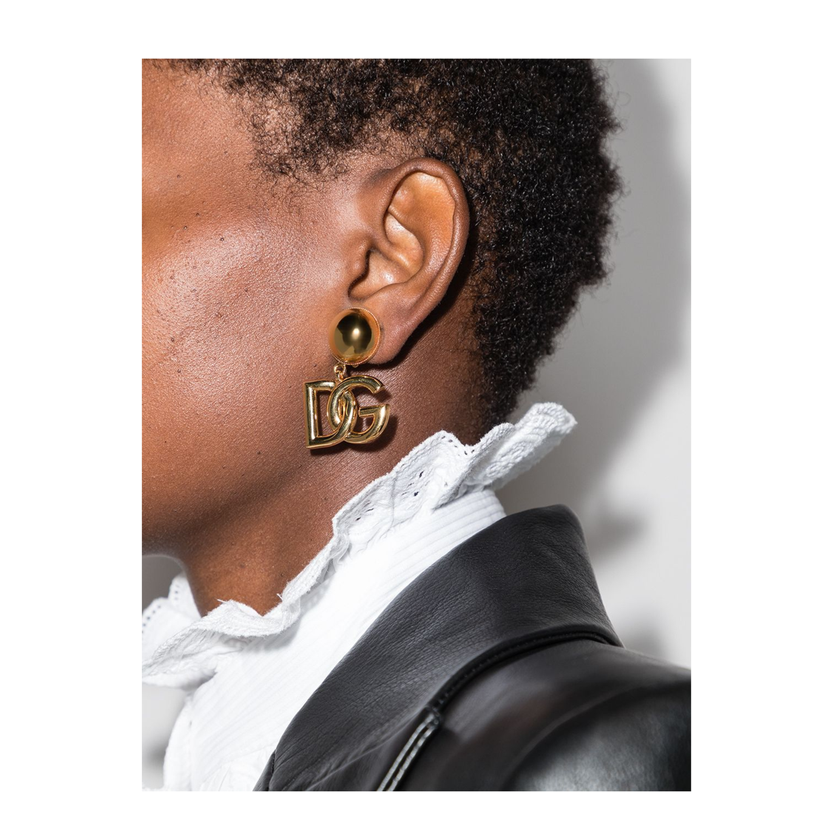 Clip-on Earrings with DG Logo in Gold
