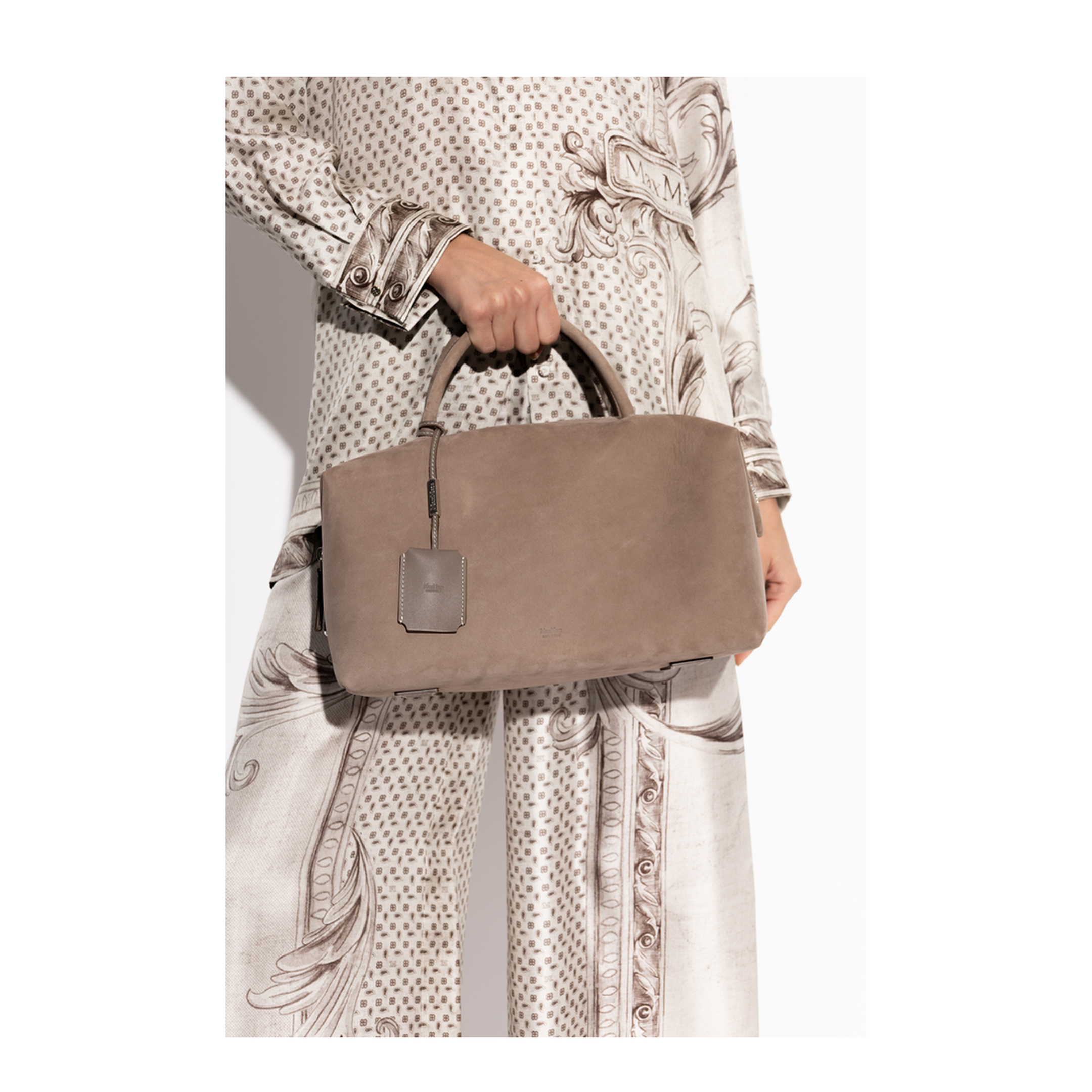 Hand-held Bag Holdallm