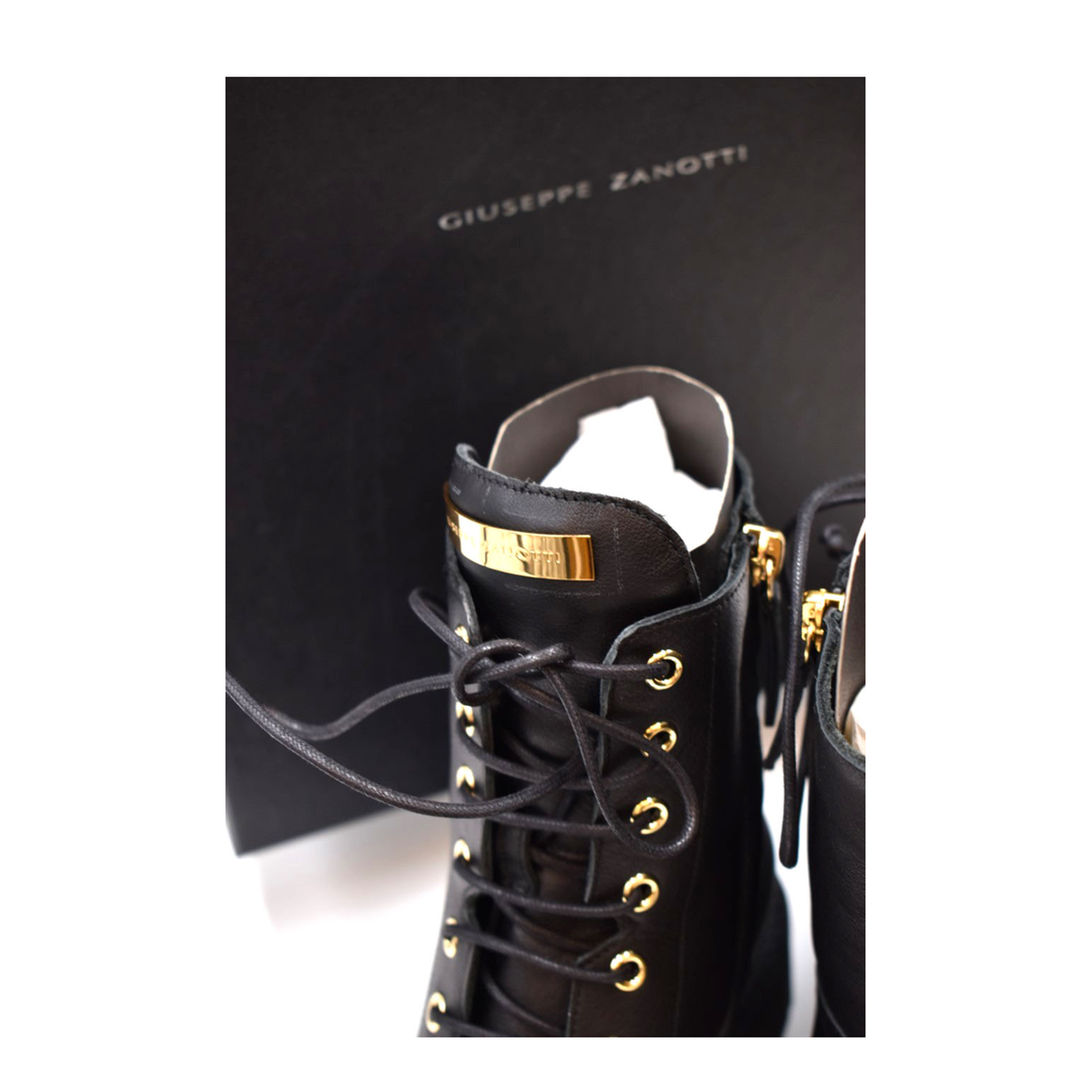 MAYFEYR - Giuseppe Zanotti - Black Leather Boots With Logo - I270024