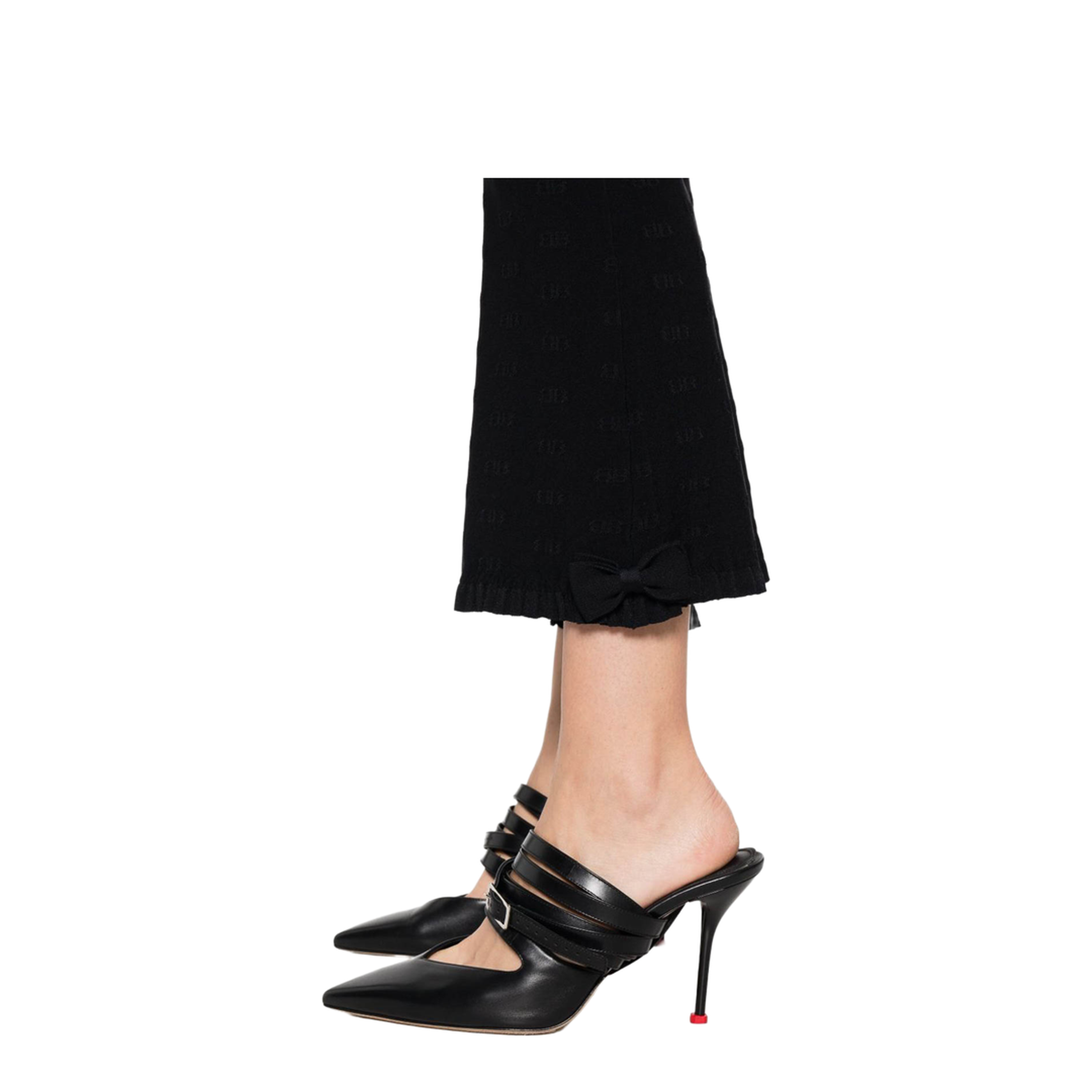 Flared Capri Pants in Black