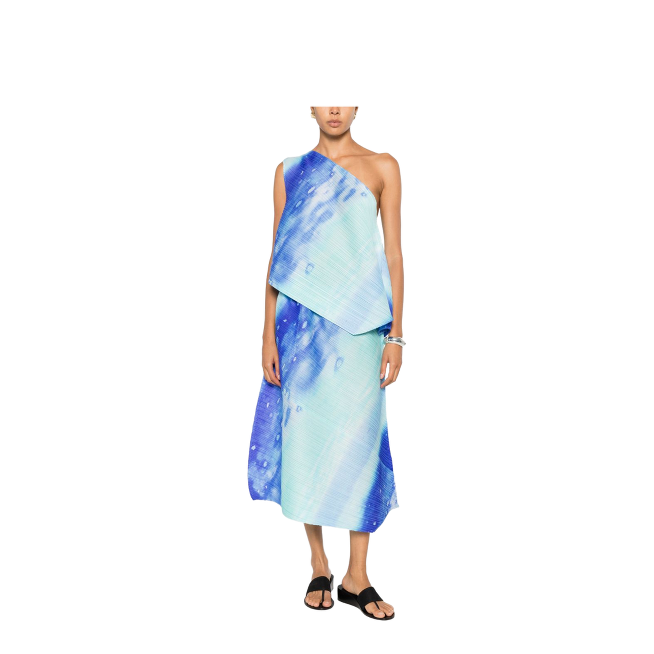 MAYFEYR - Pleats Please - Top Light Blue - PP66JK71172