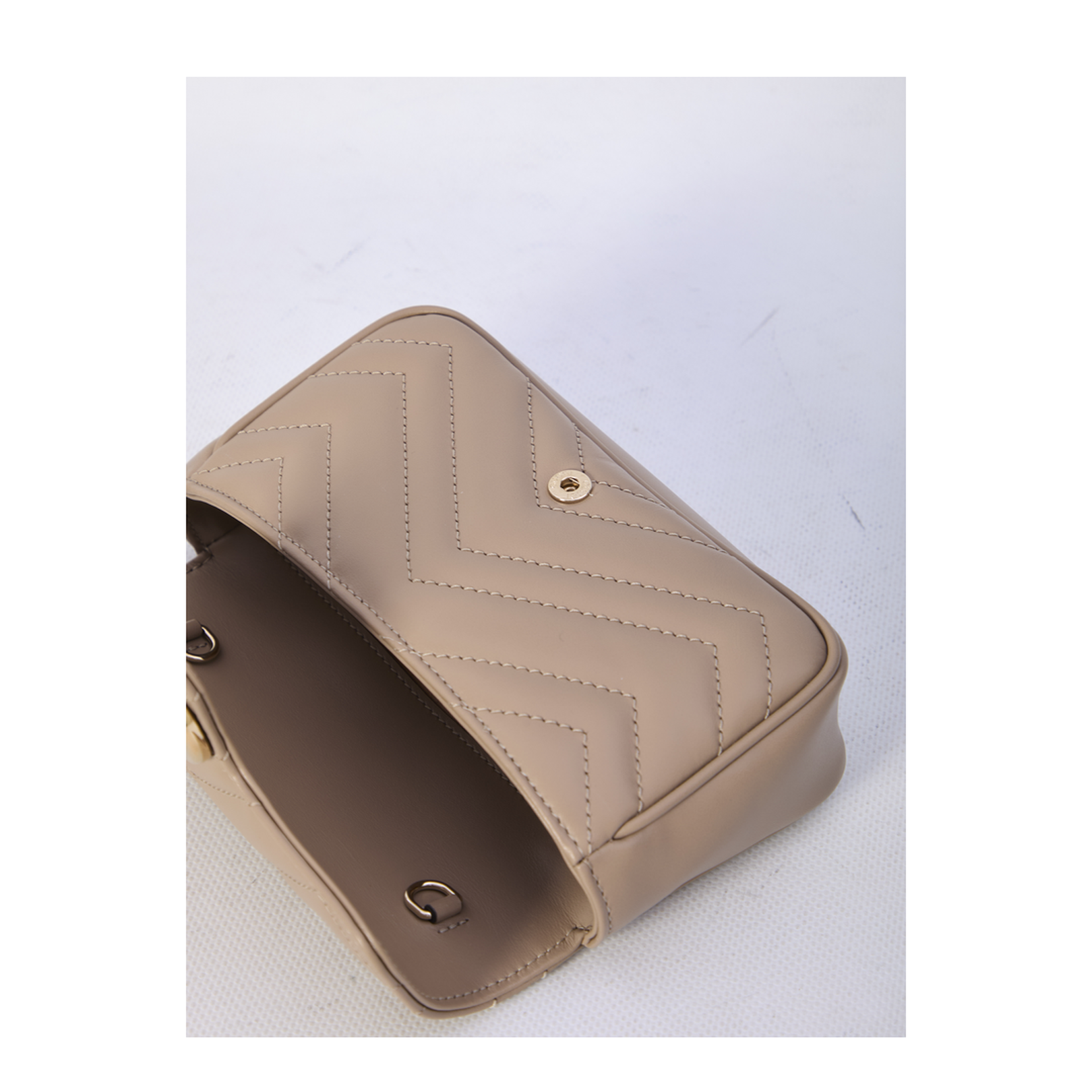 GG Marmont Mini Leather Bag - Beige