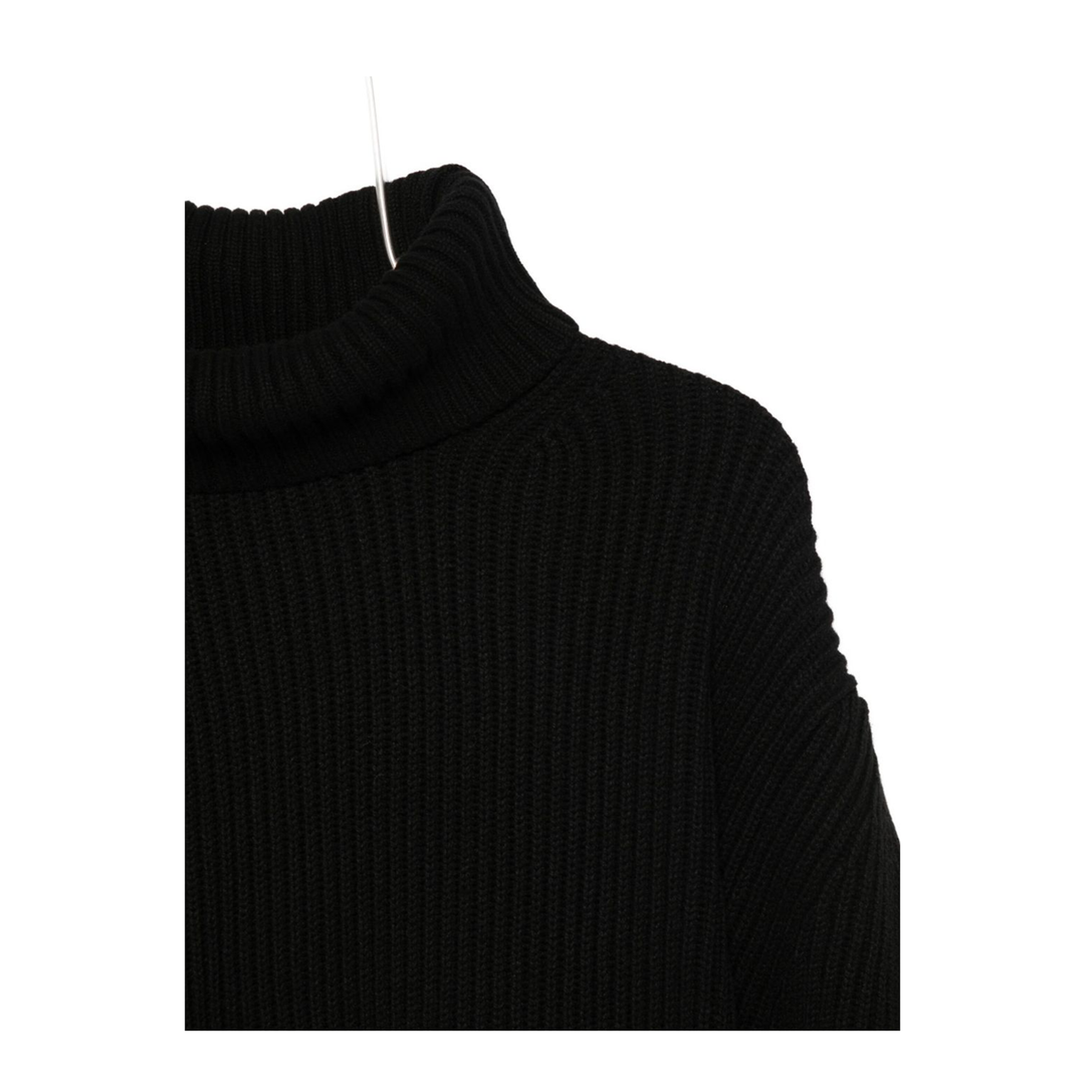 Sweaters Black