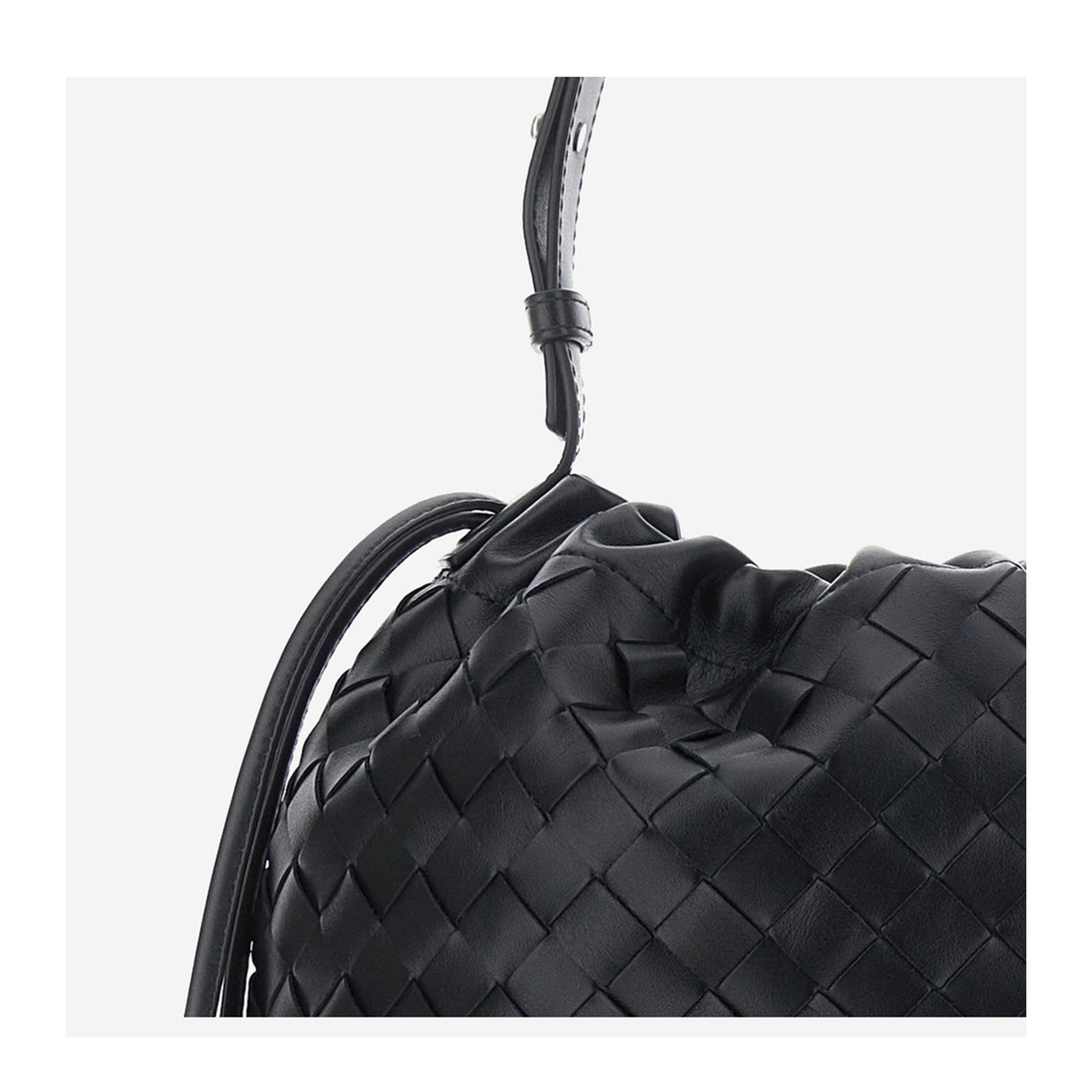 Intrecciato Biblioteca Bucket Bag