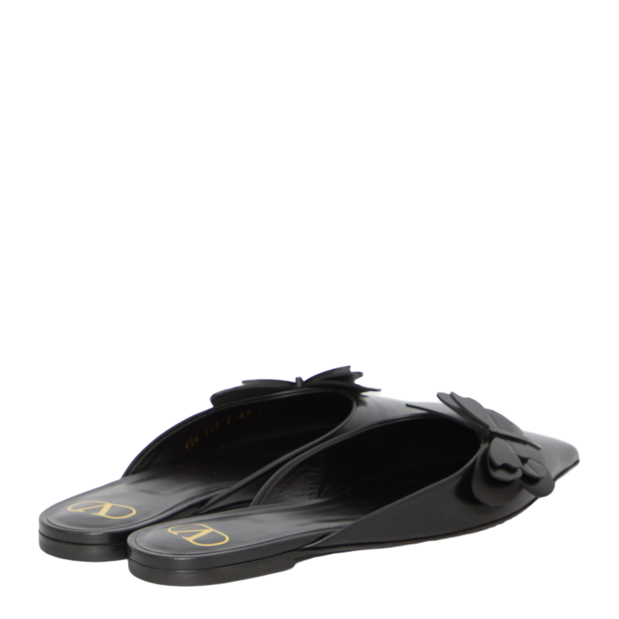 Flat Mules in Leather