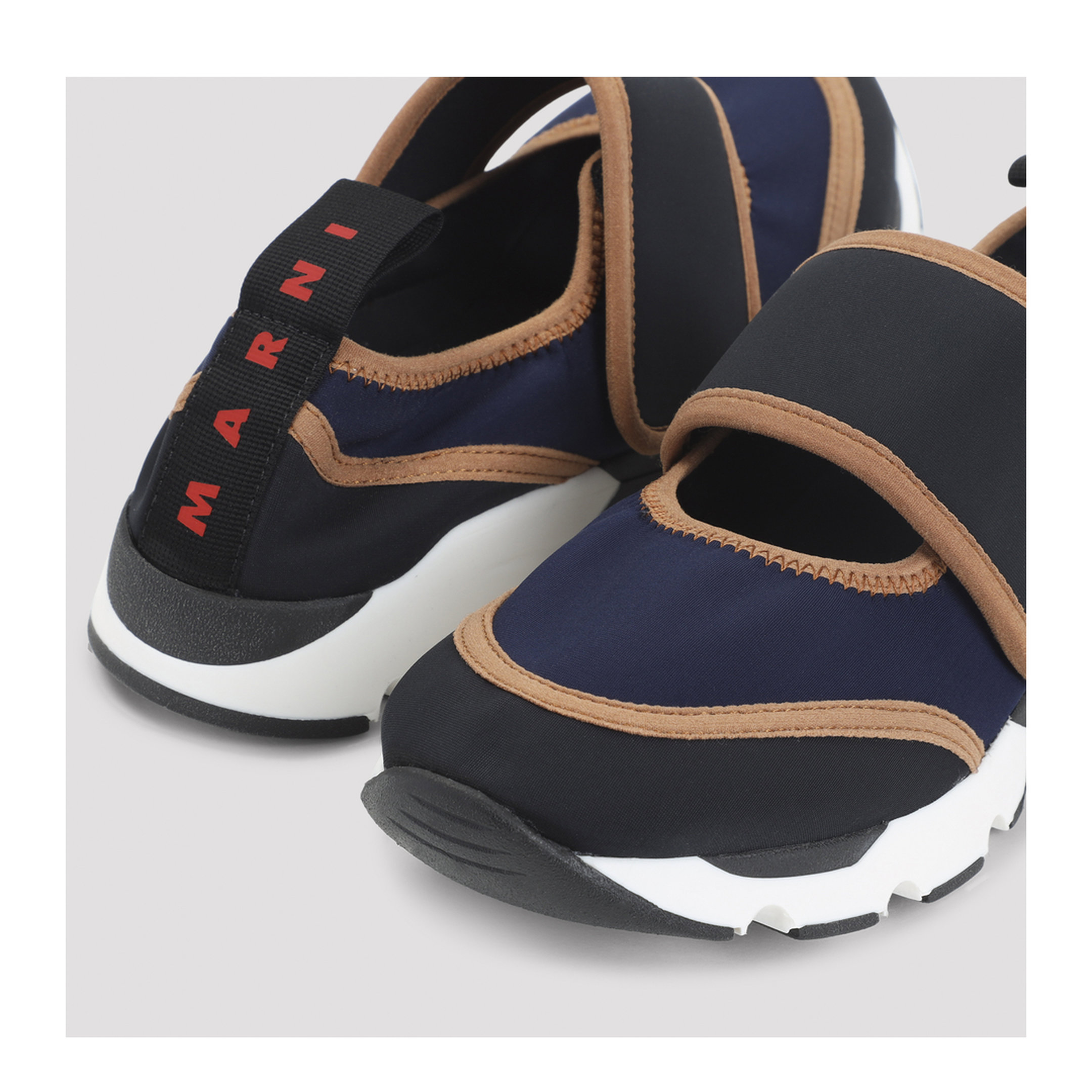 MAYFEYR - Marni - Mary Jane Running Sneakers - SNZW020602P7613