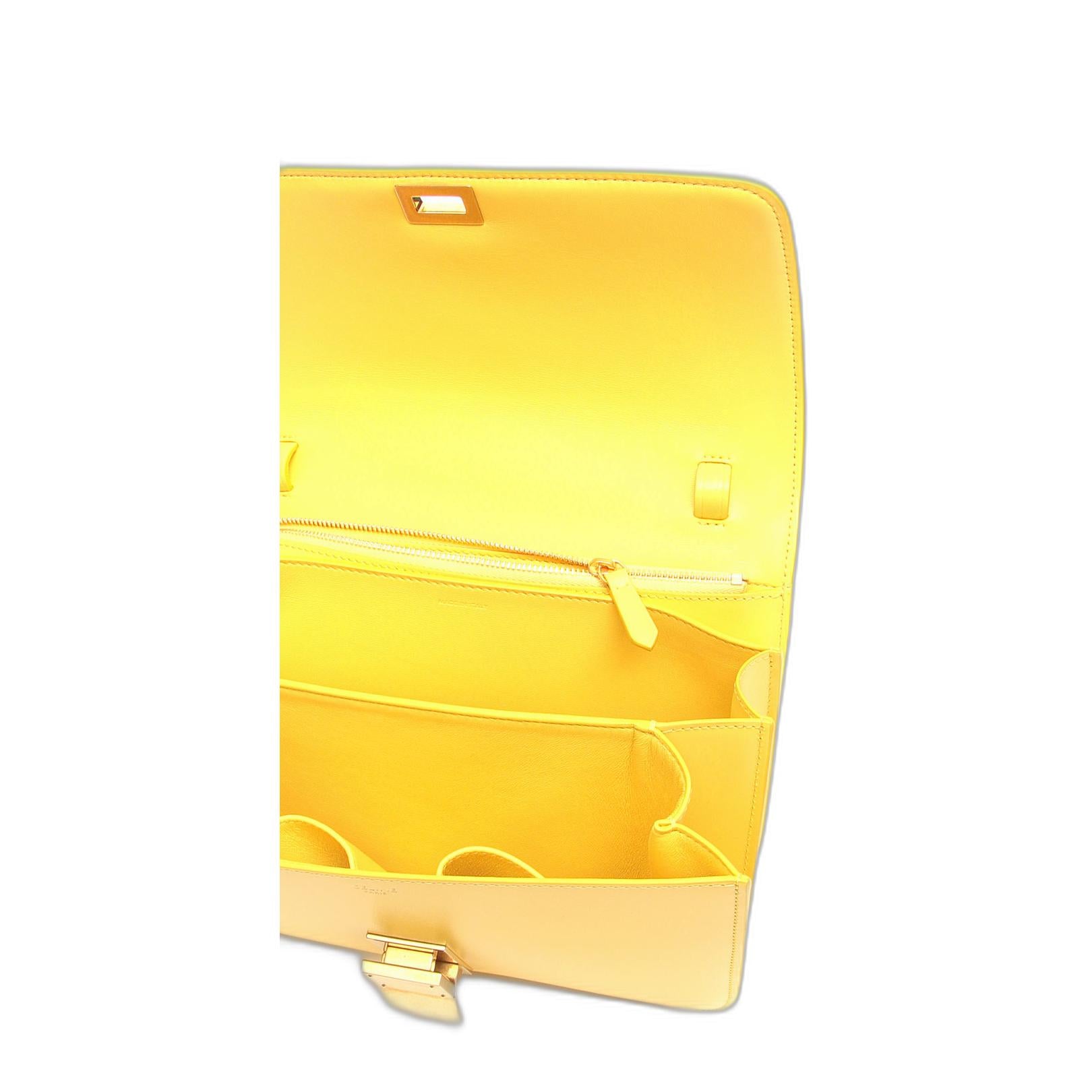 Medium Classic Box Bag in Citron