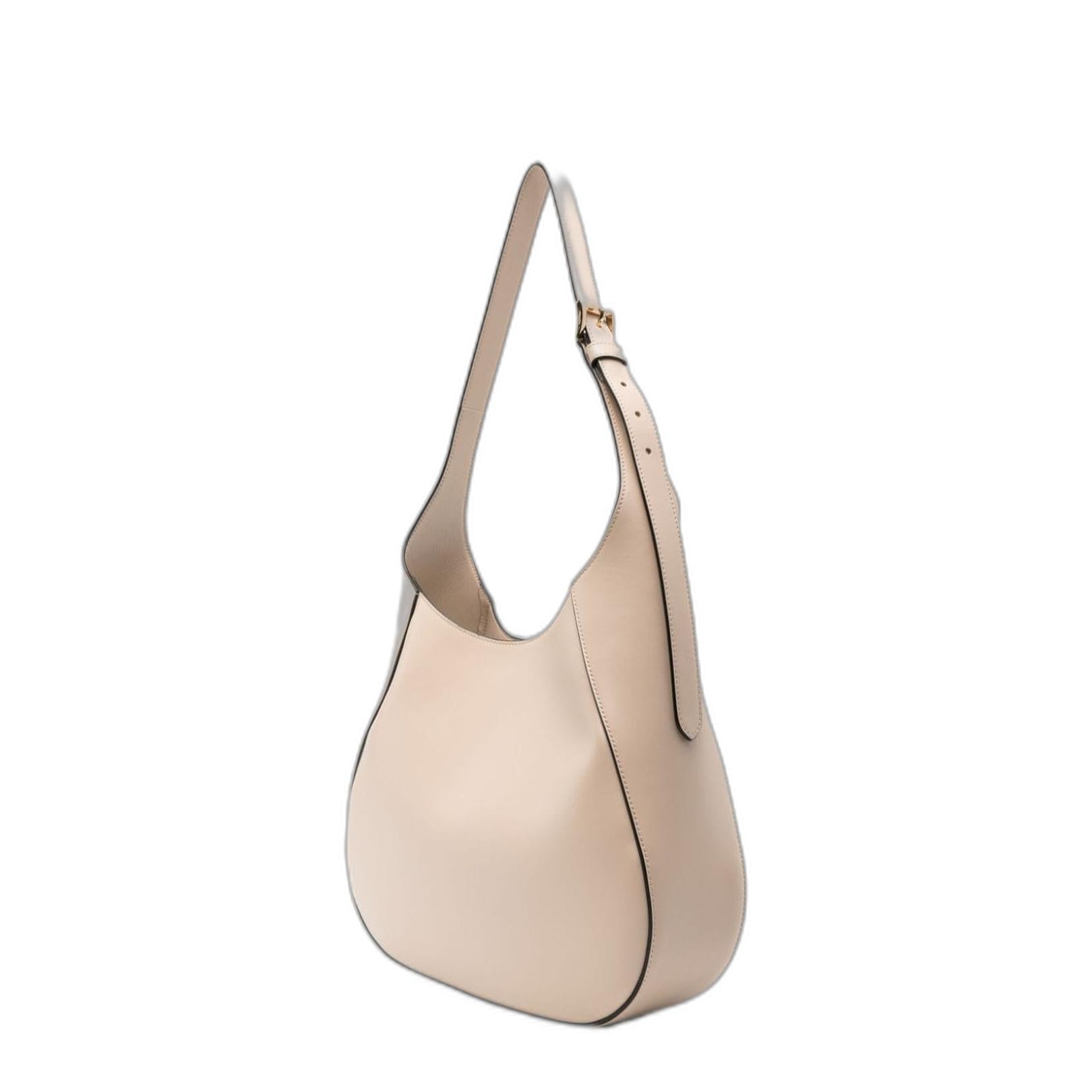 City Leather Medium Hobo Bag