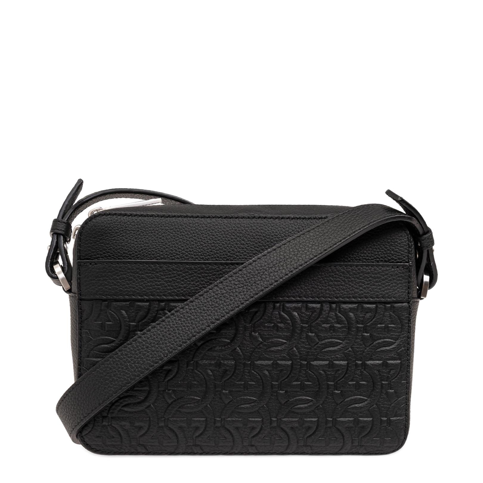 Grained Leather with Logo in Black