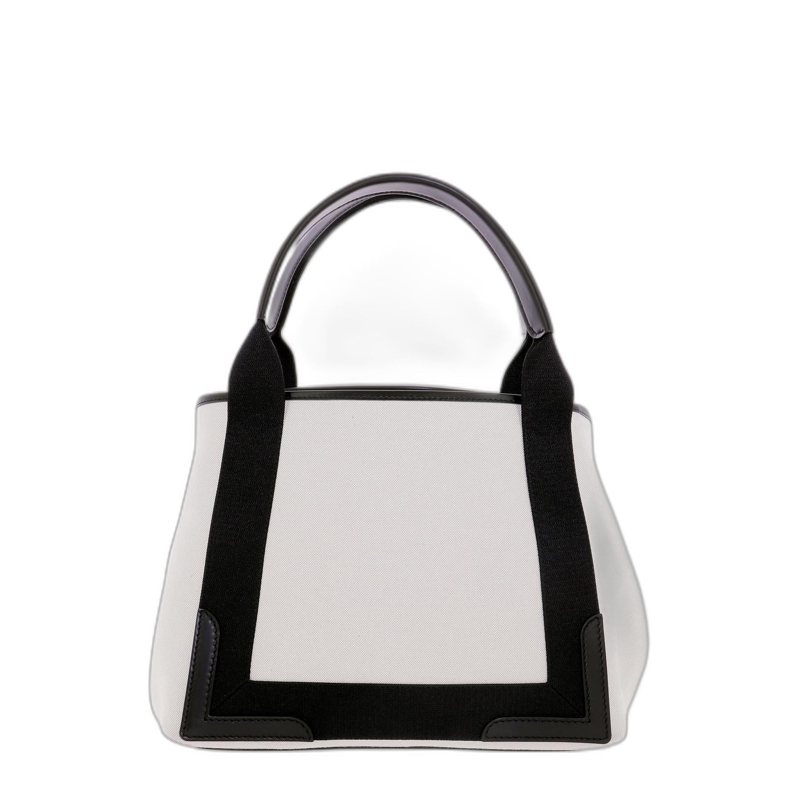 Navy Small Cabas in Beige