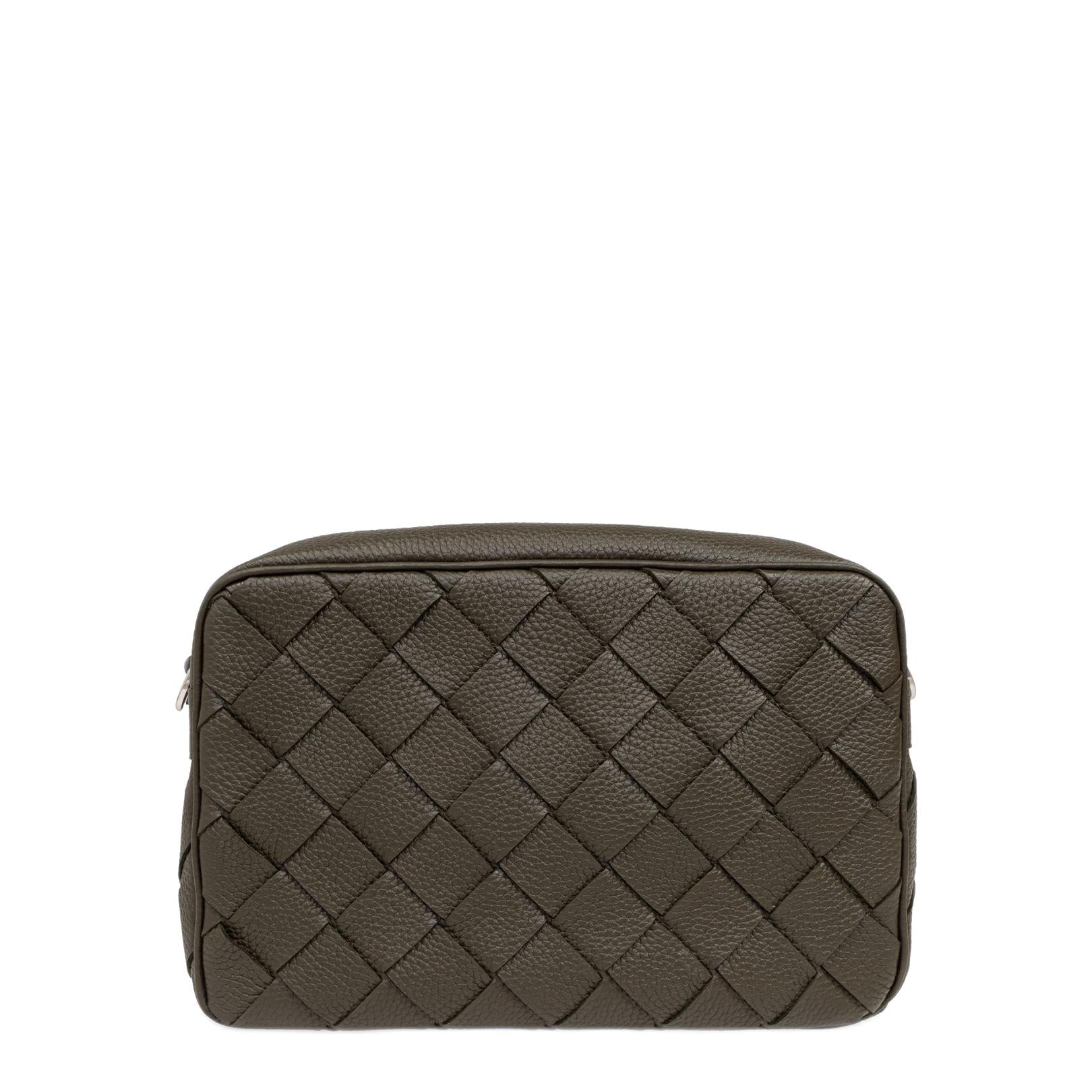 Medium Intrecciato Camera Bag
