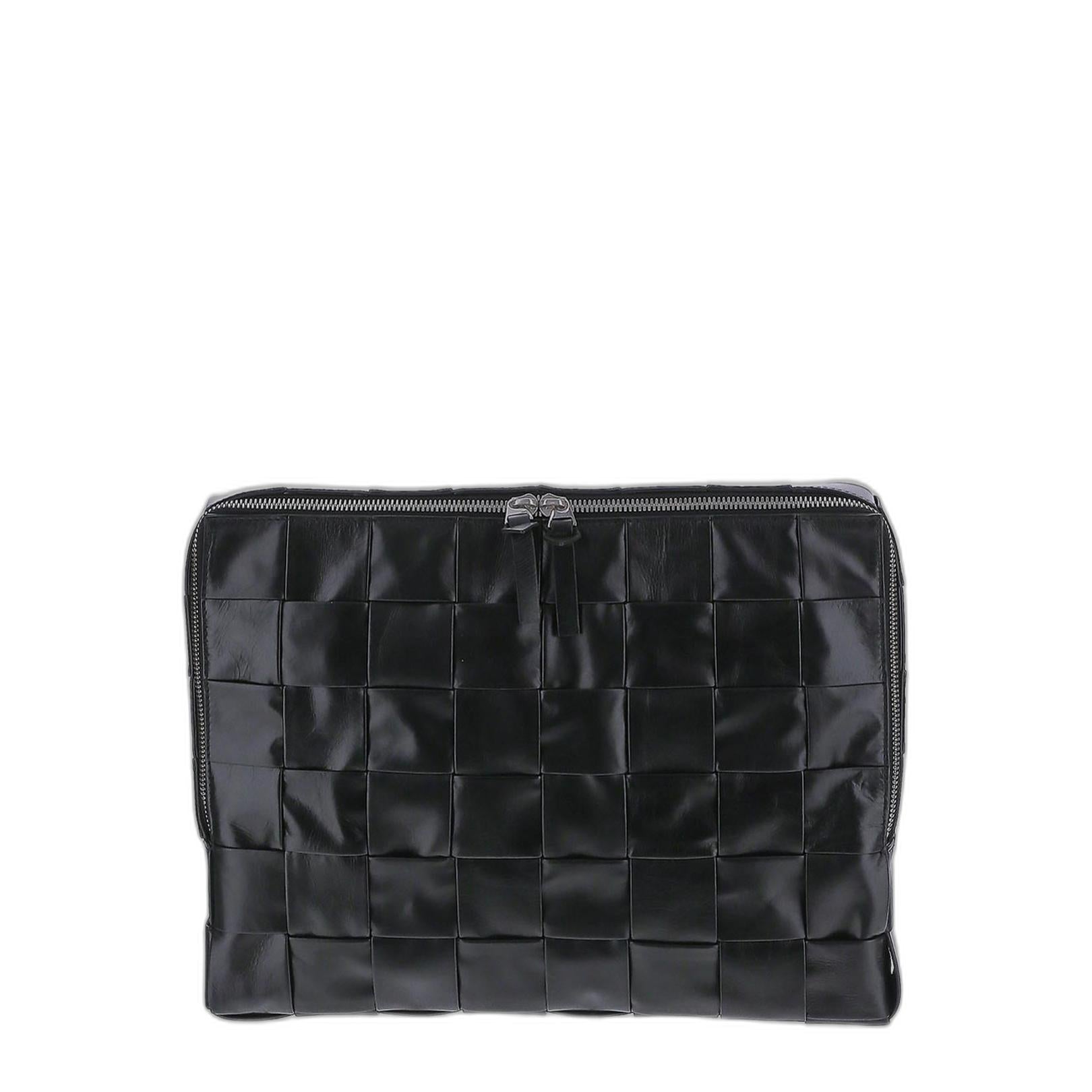 Intrecciato Shoulder Bag